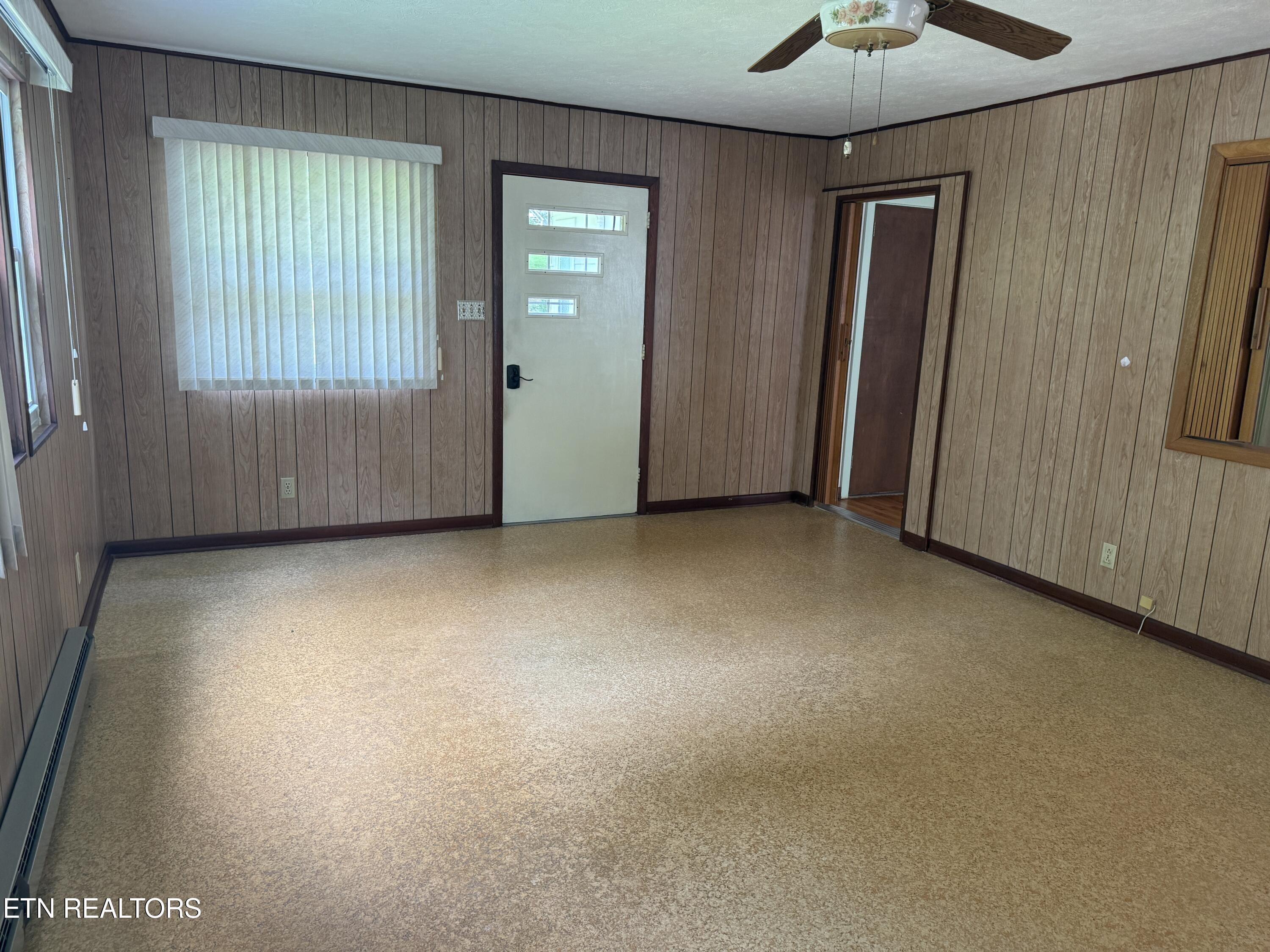 104 Pleasant Road Oak Ridge TN 37830