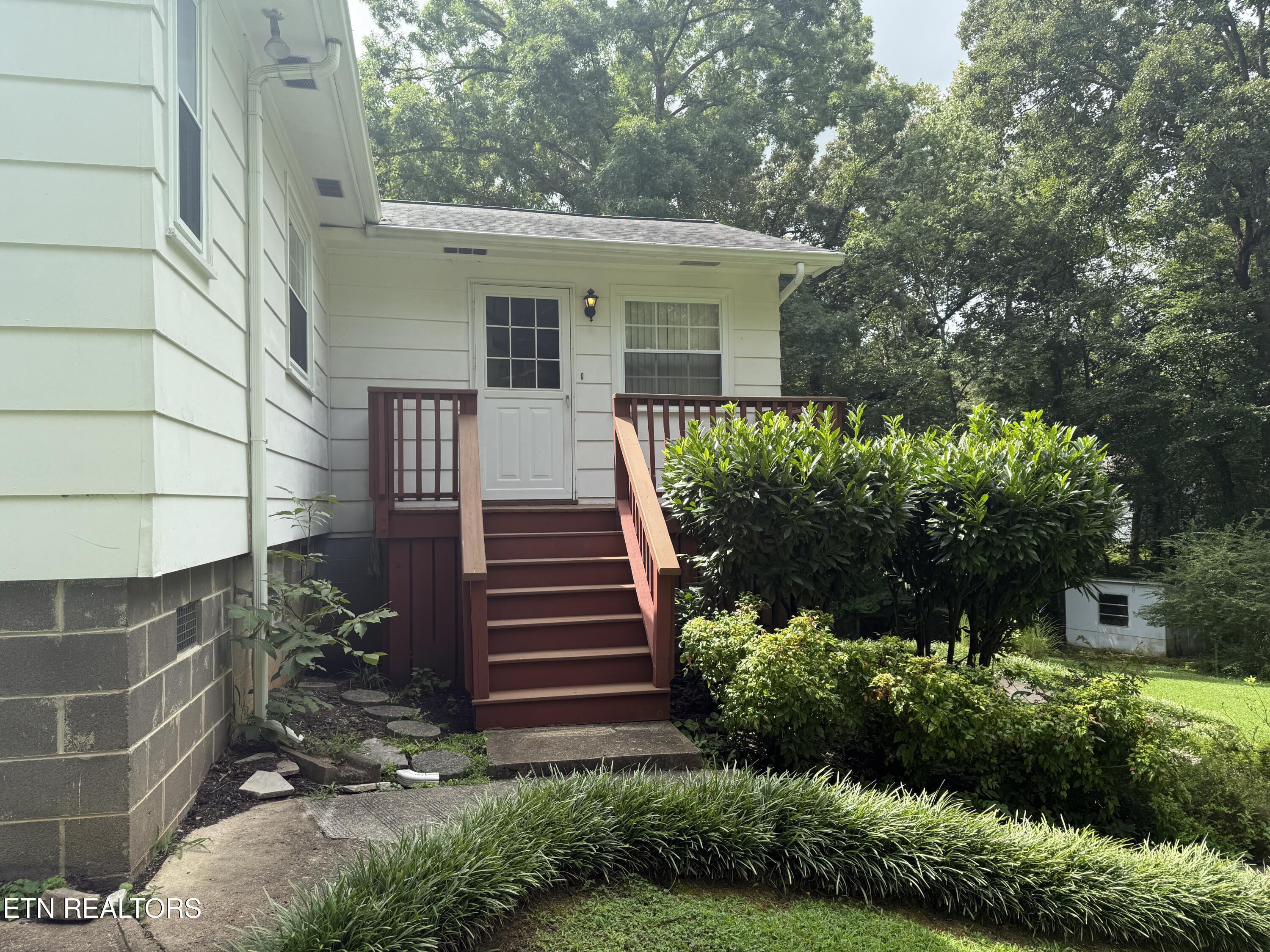 104 Pleasant Road Oak Ridge TN 37830