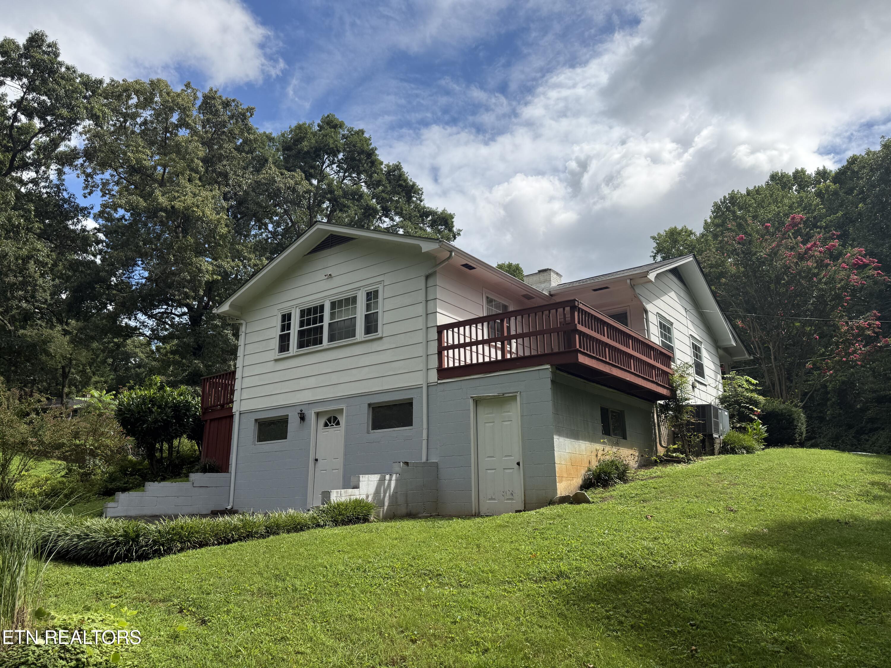 104 Pleasant Road Oak Ridge TN 37830
