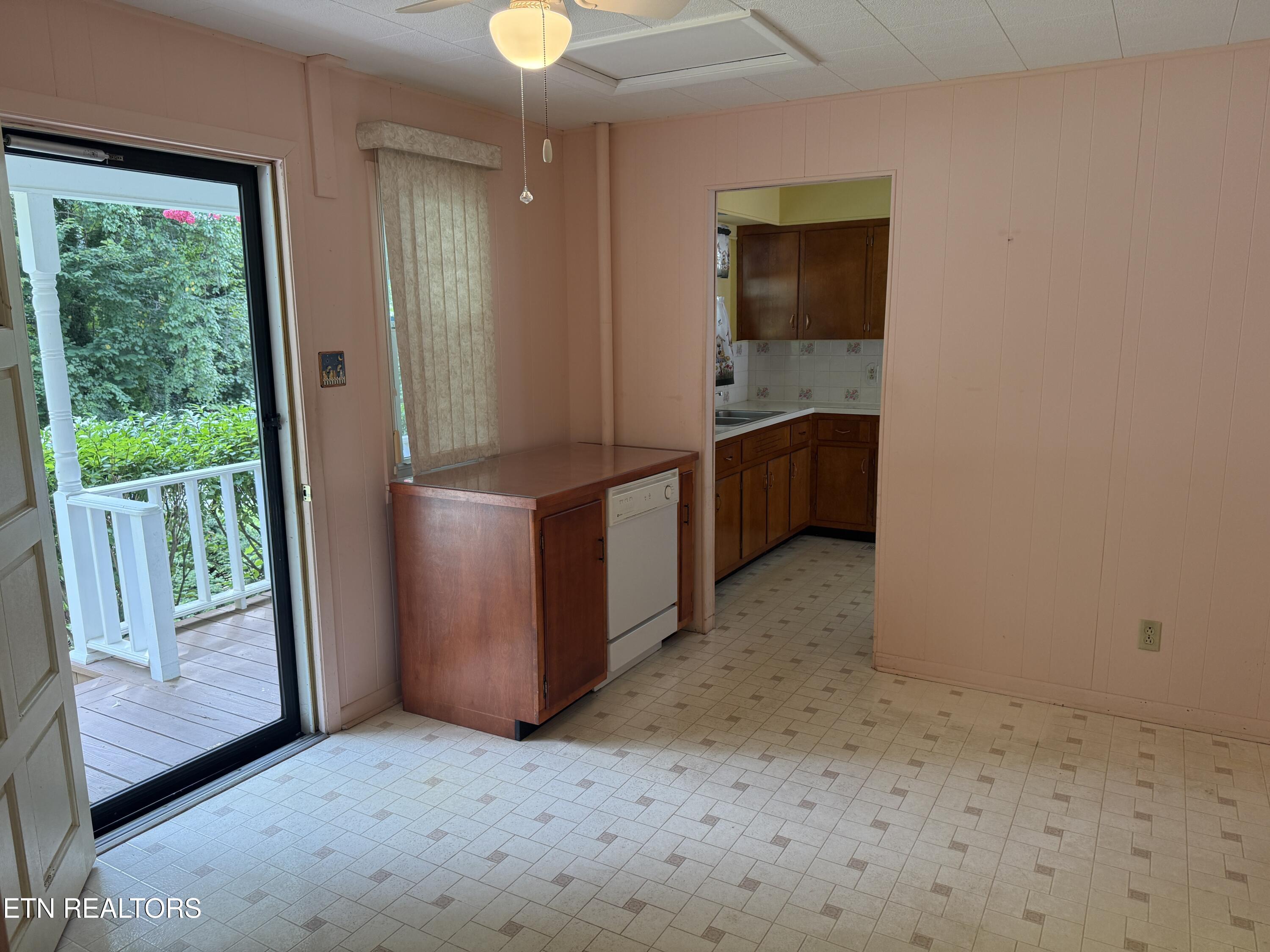 104 Pleasant Road Oak Ridge TN 37830