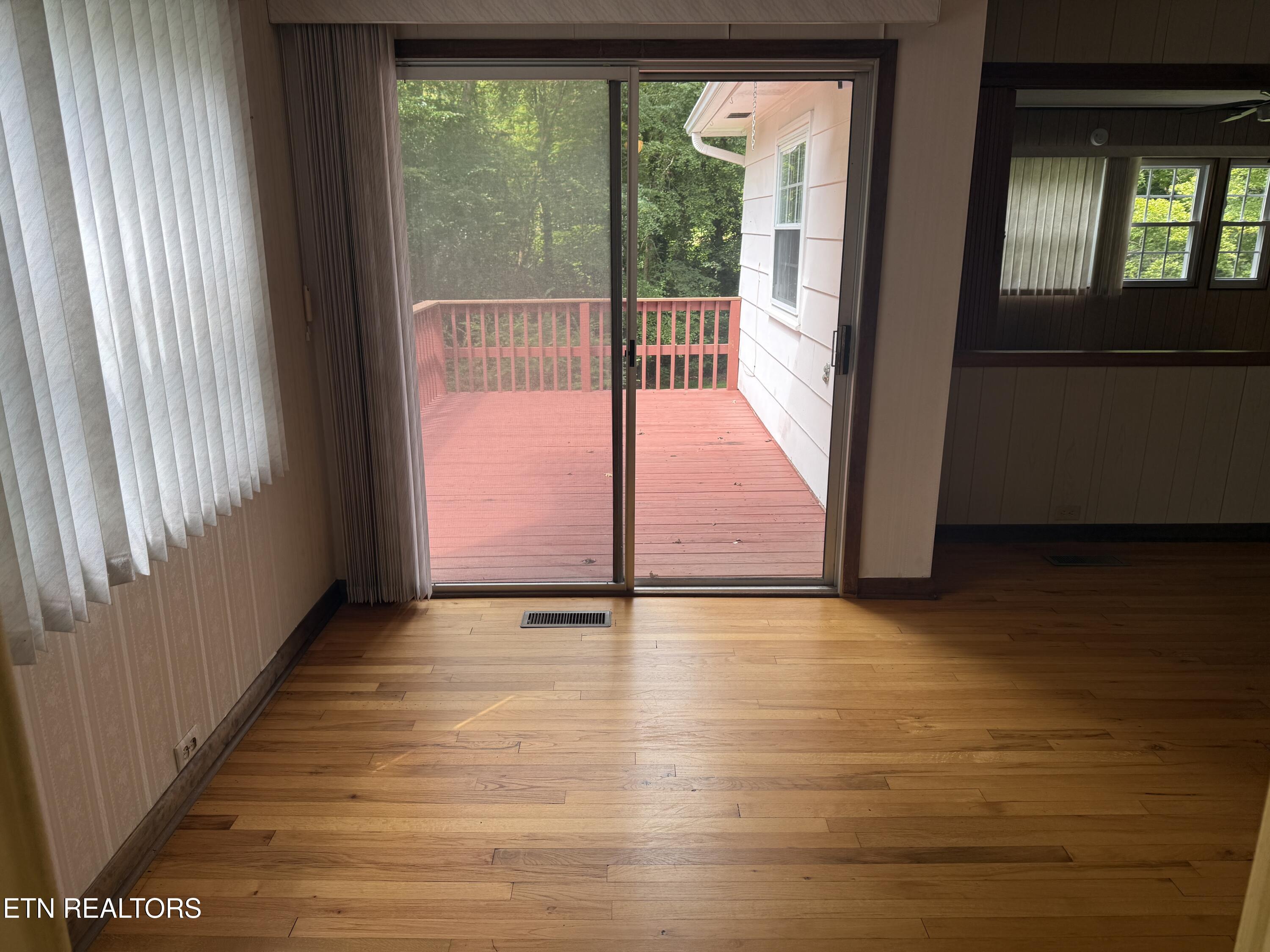 104 Pleasant Road Oak Ridge TN 37830