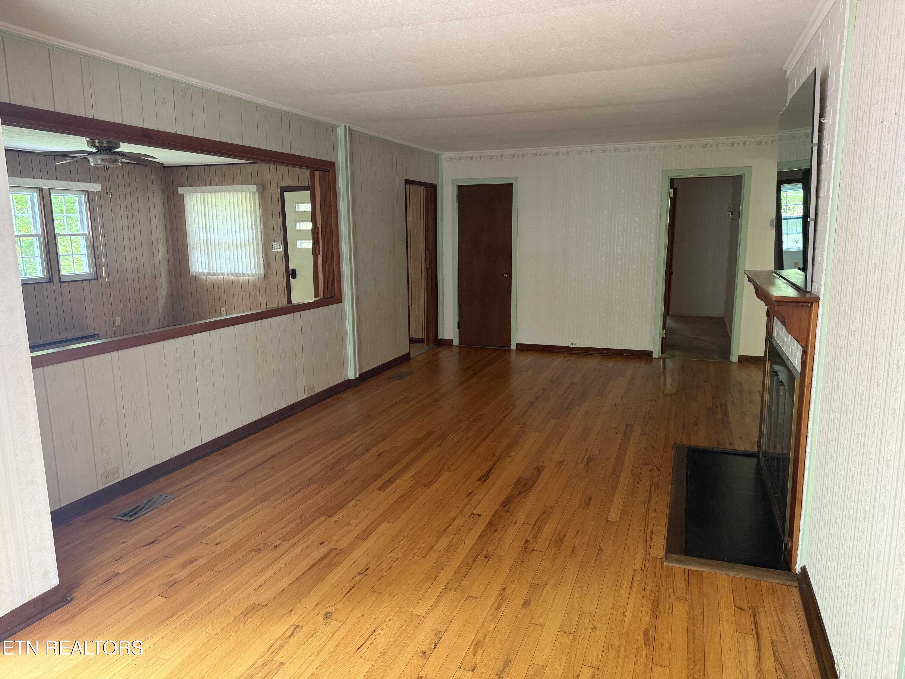 104 Pleasant Road Oak Ridge TN 37830