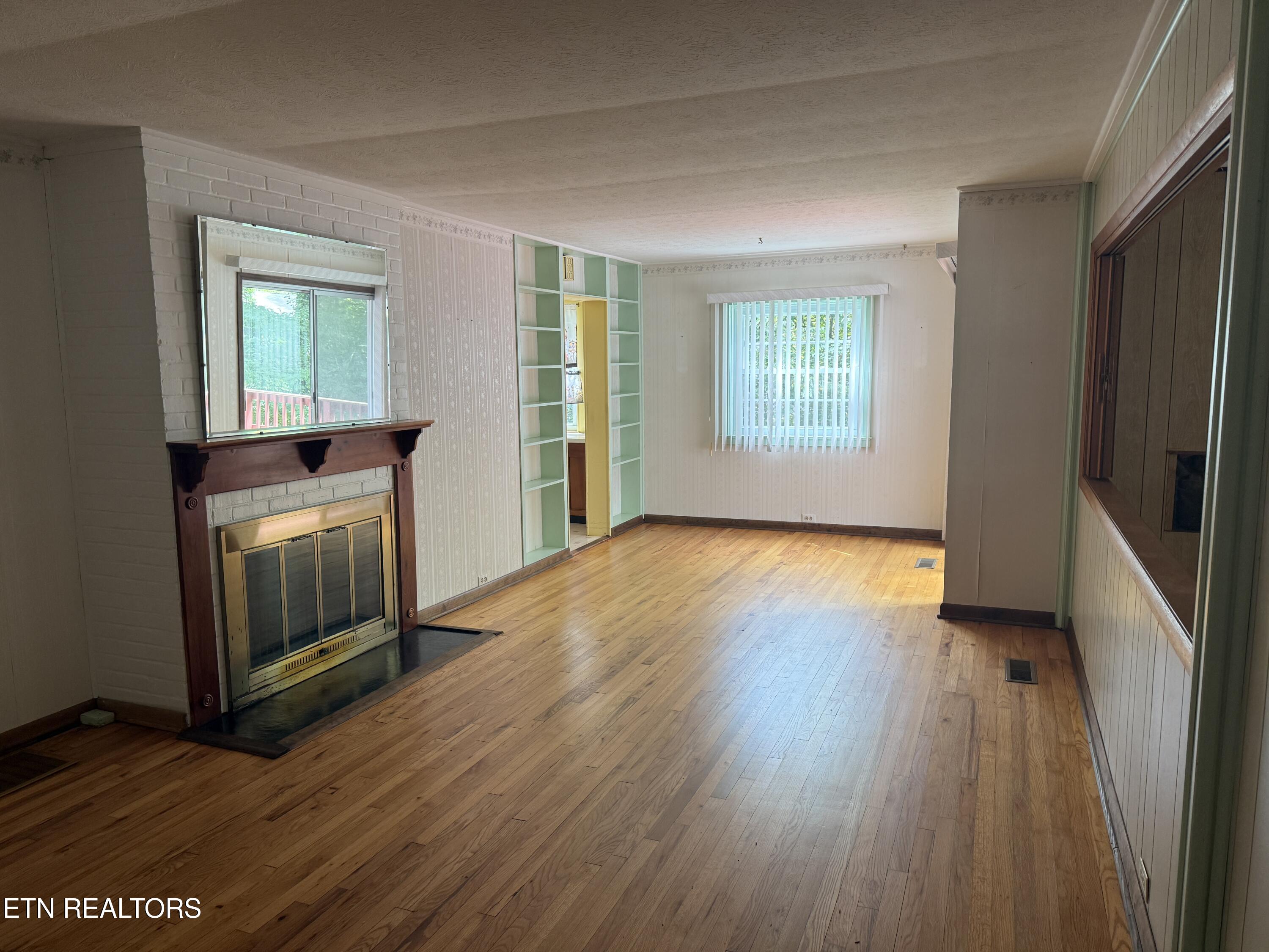 104 Pleasant Road Oak Ridge TN 37830