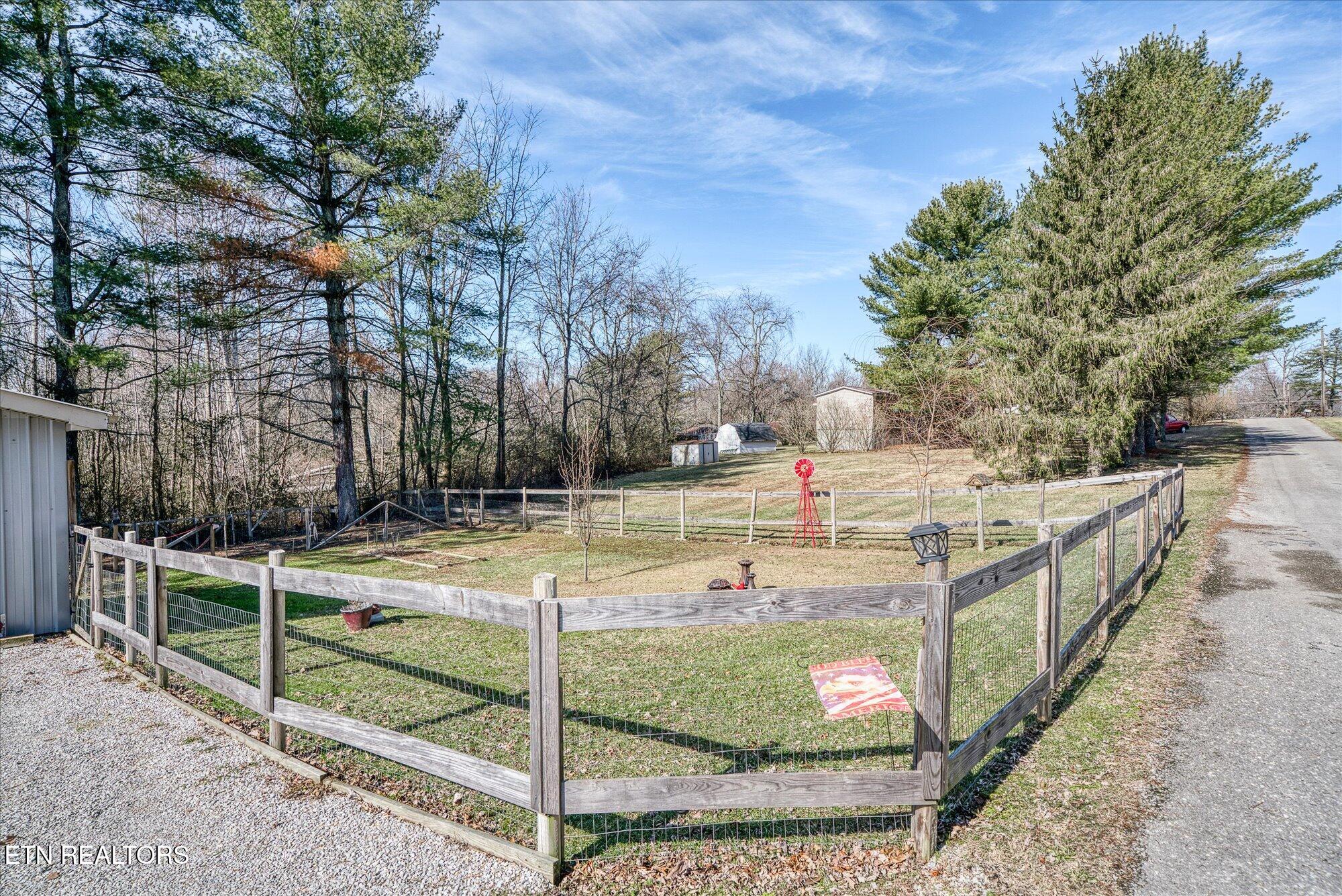 810 Mitchell Lane Jamestown TN 38556