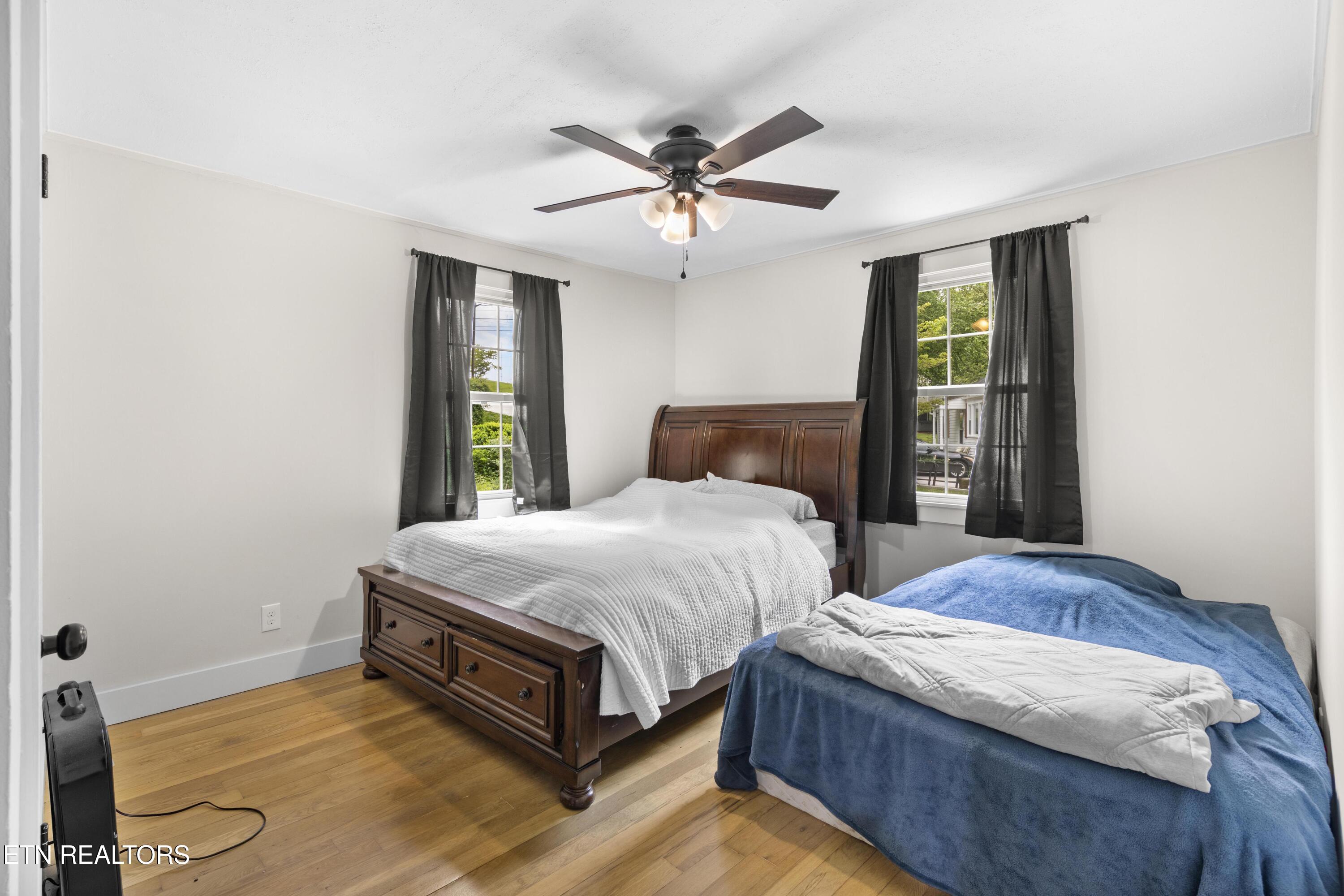 400 Oakcrest Road Knoxville TN 37912