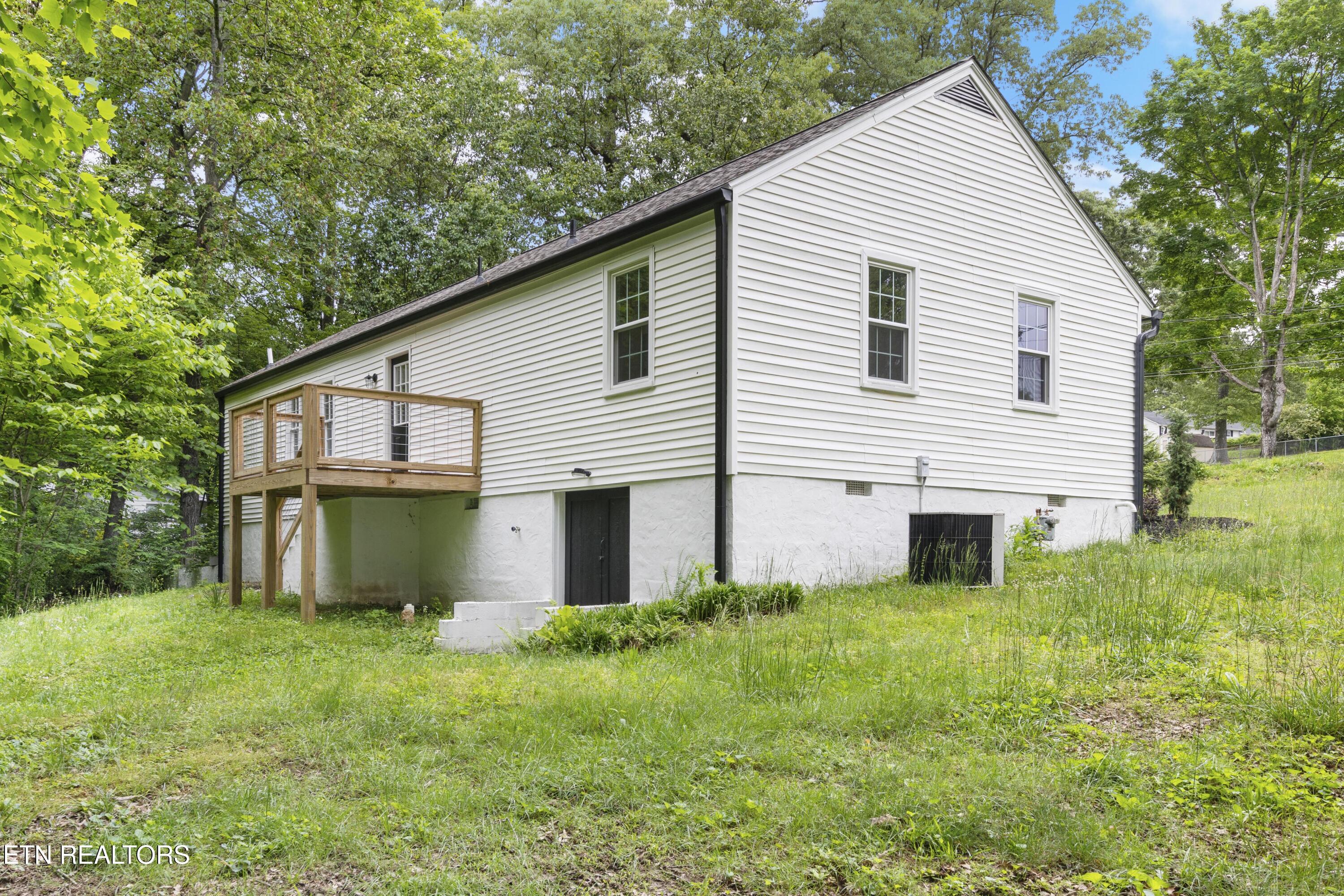400 Oakcrest Road Knoxville TN 37912