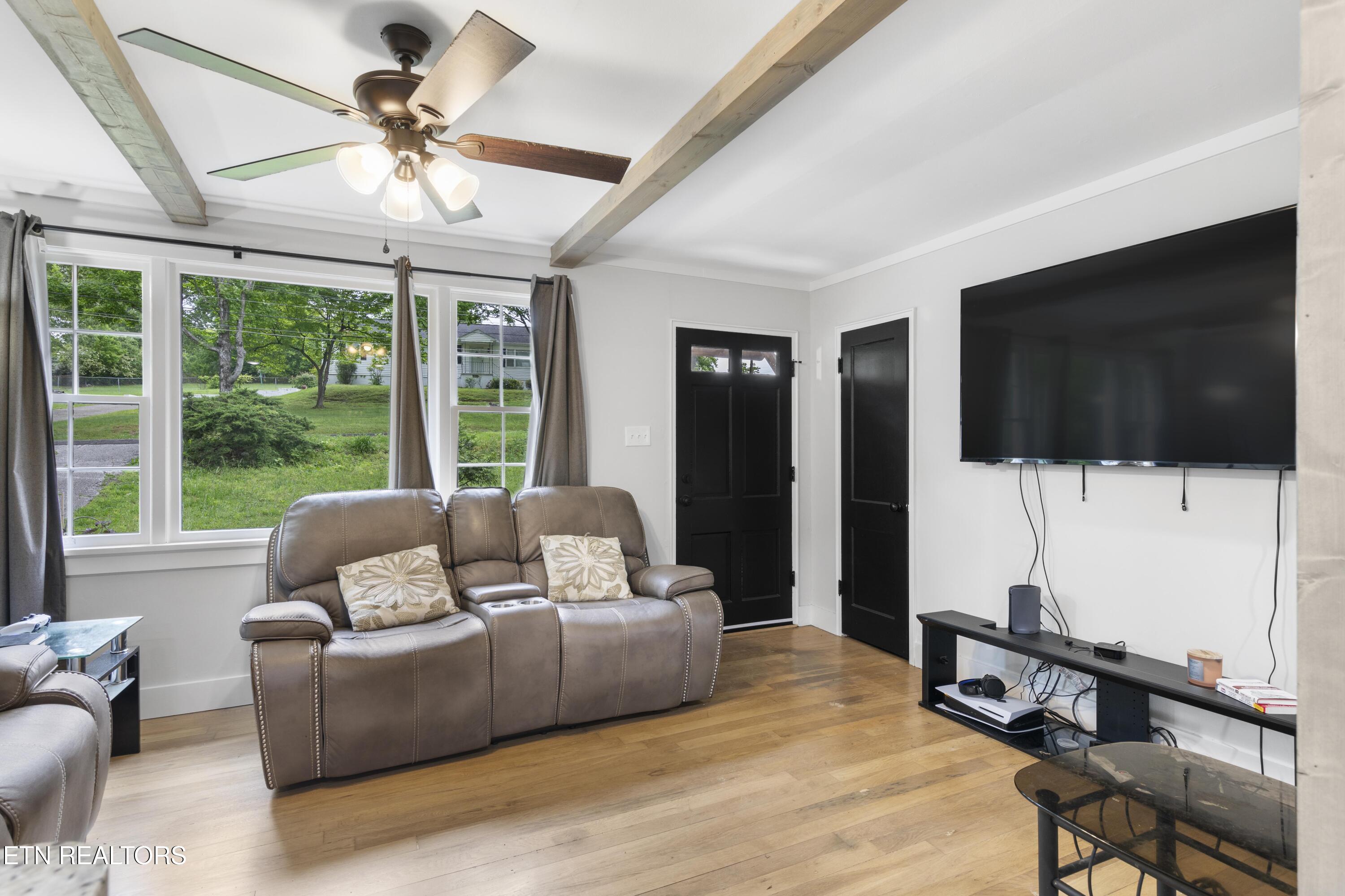 400 Oakcrest Road Knoxville TN 37912