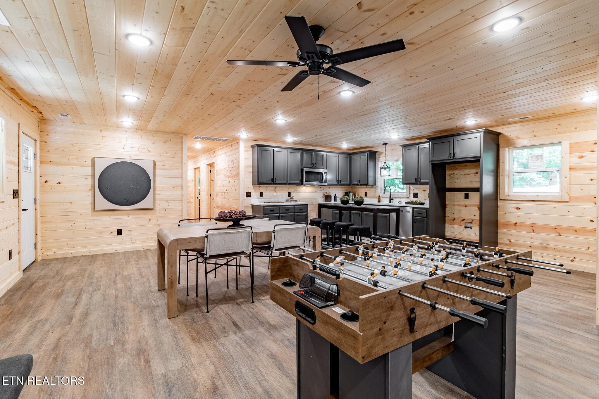 927 Carvers Lane Sevierville TN 37876