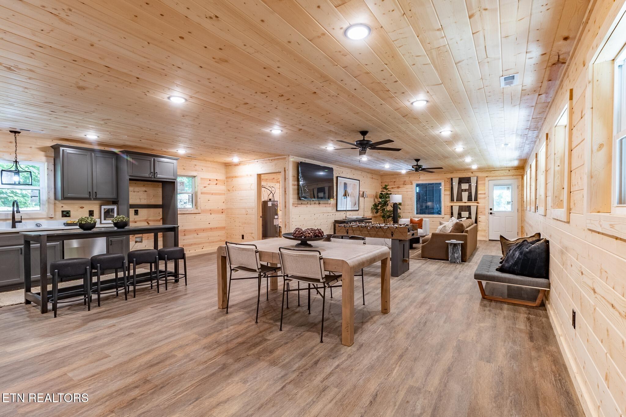 927 Carvers Lane Sevierville TN 37876