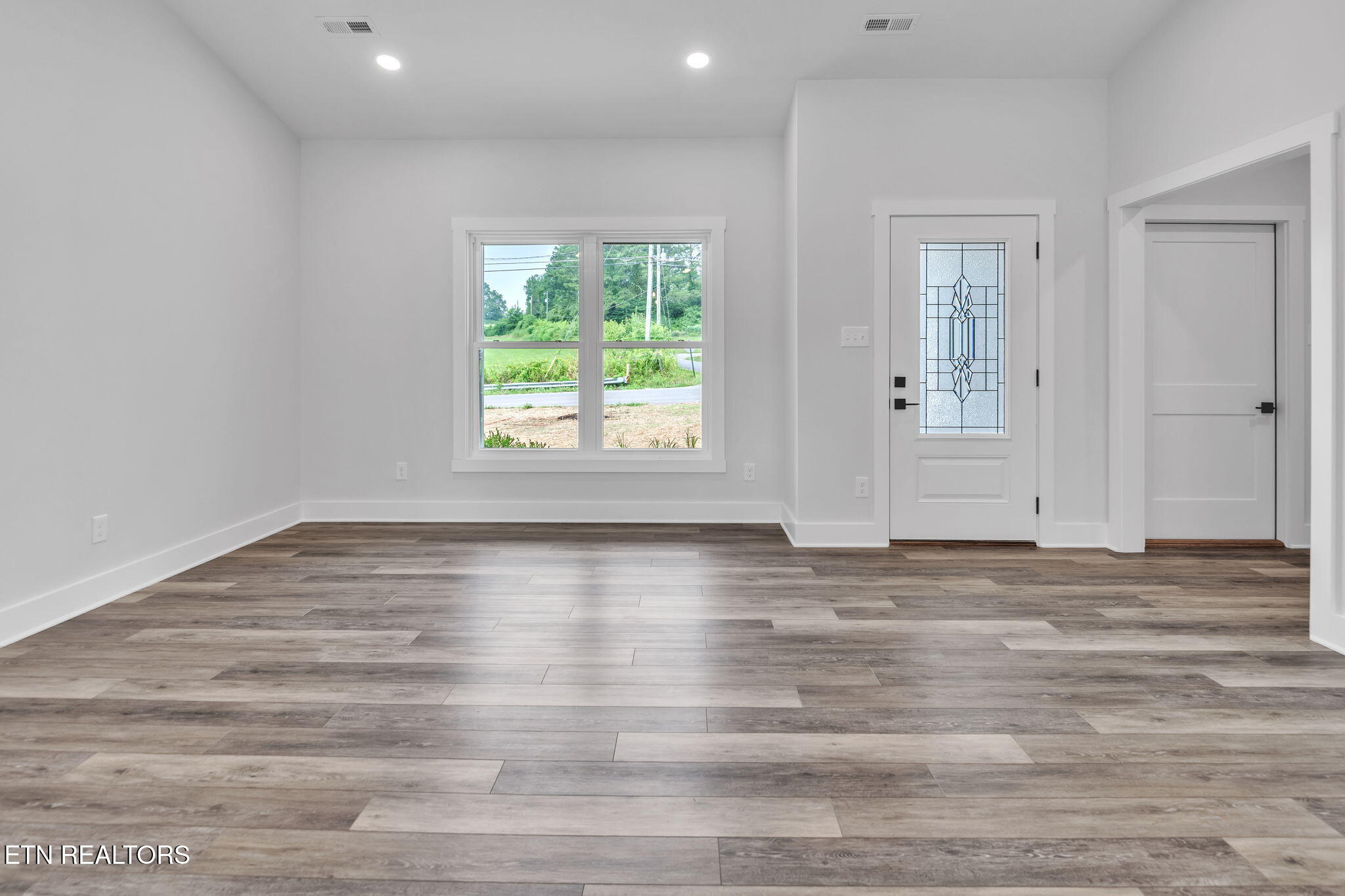 390 Hillvale Road Clinton TN 37716