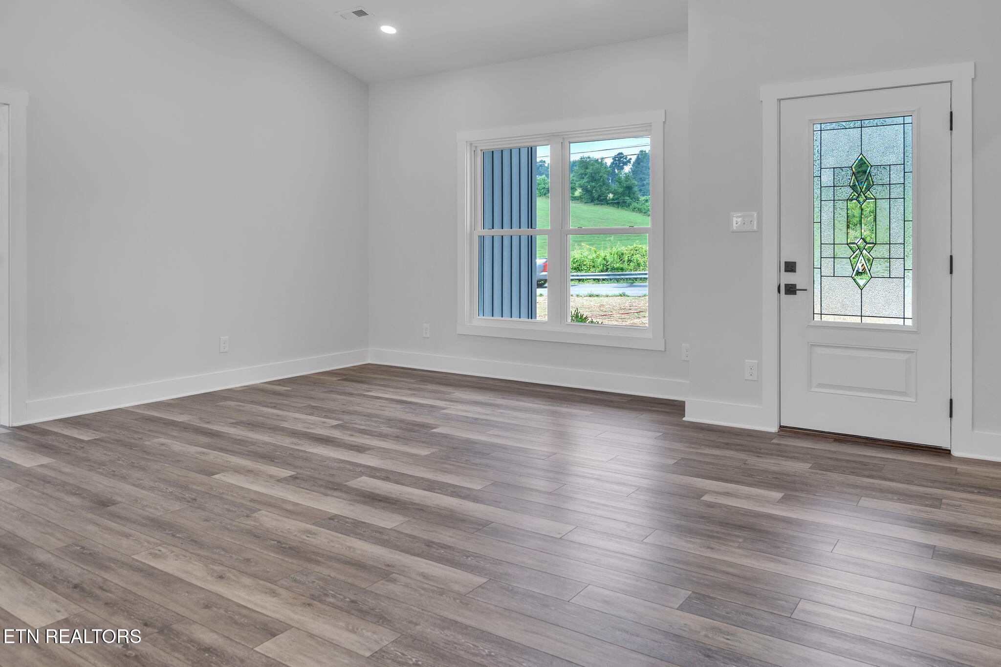 390 Hillvale Road Clinton TN 37716