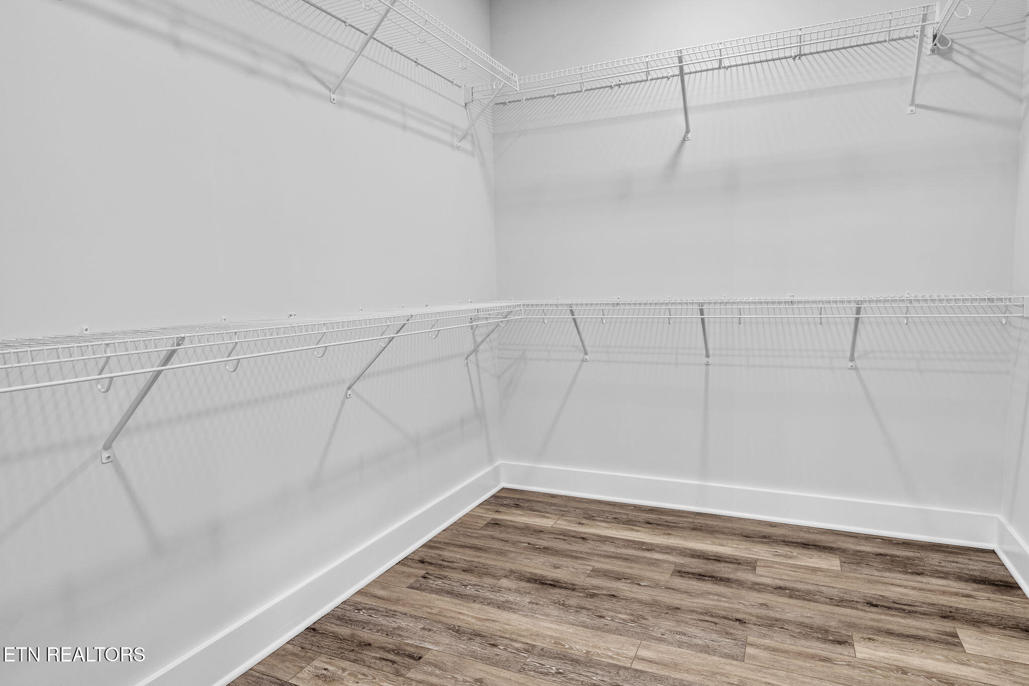 390 Hillvale Road Clinton TN 37716