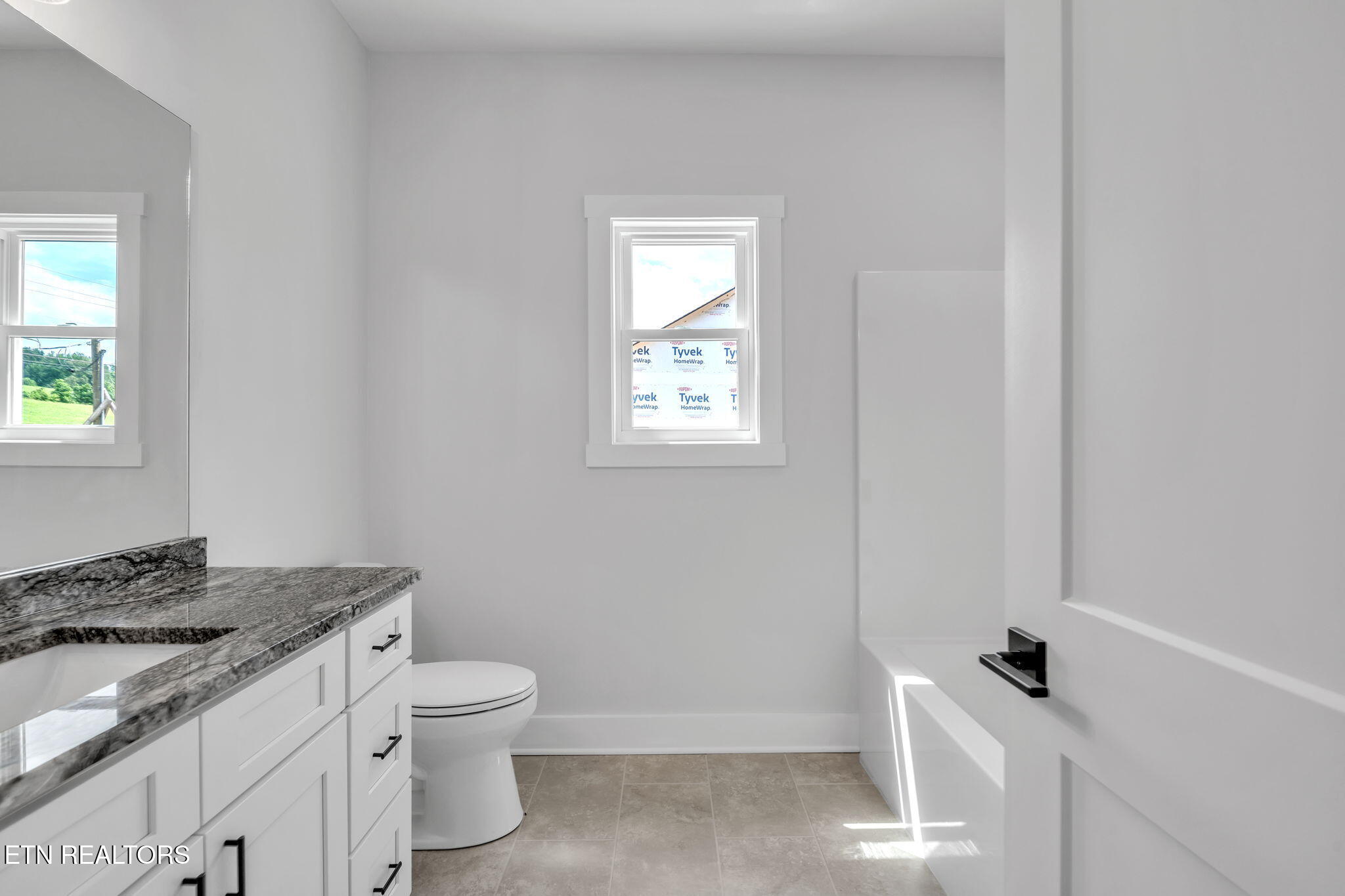 390 Hillvale Road Clinton TN 37716