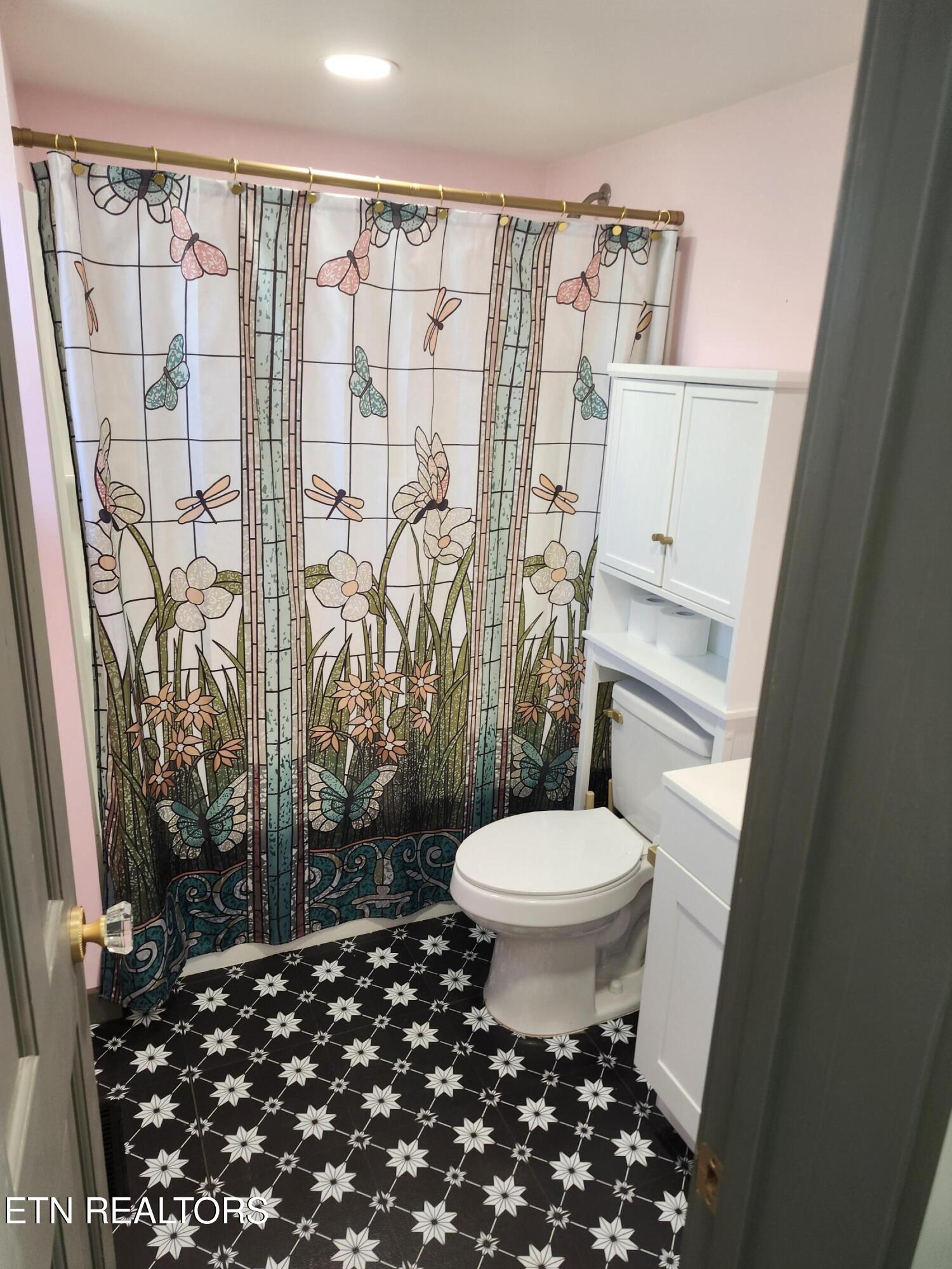 612 W Strang Street Rockwood TN 37854