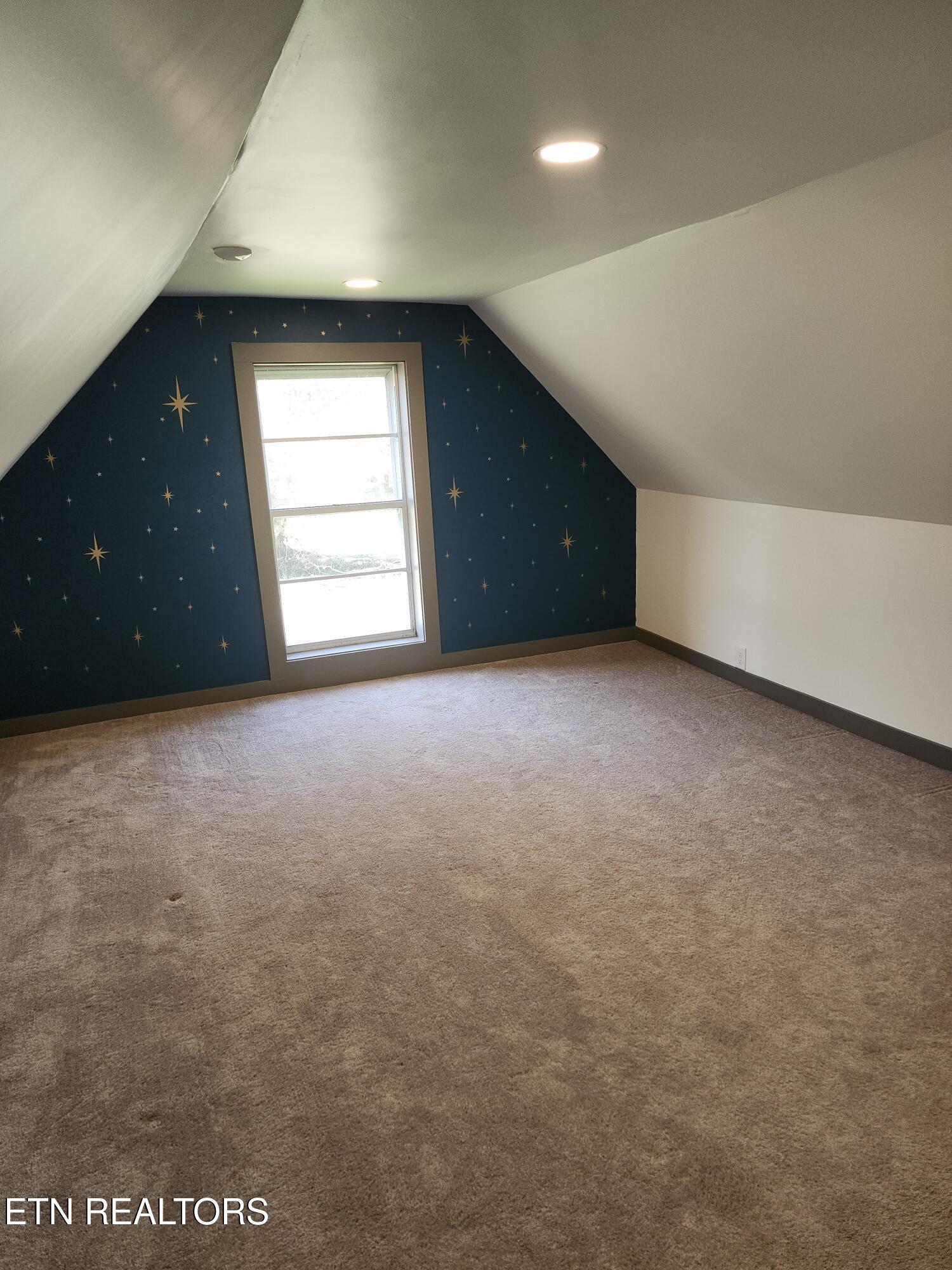 612 W Strang Street Rockwood TN 37854