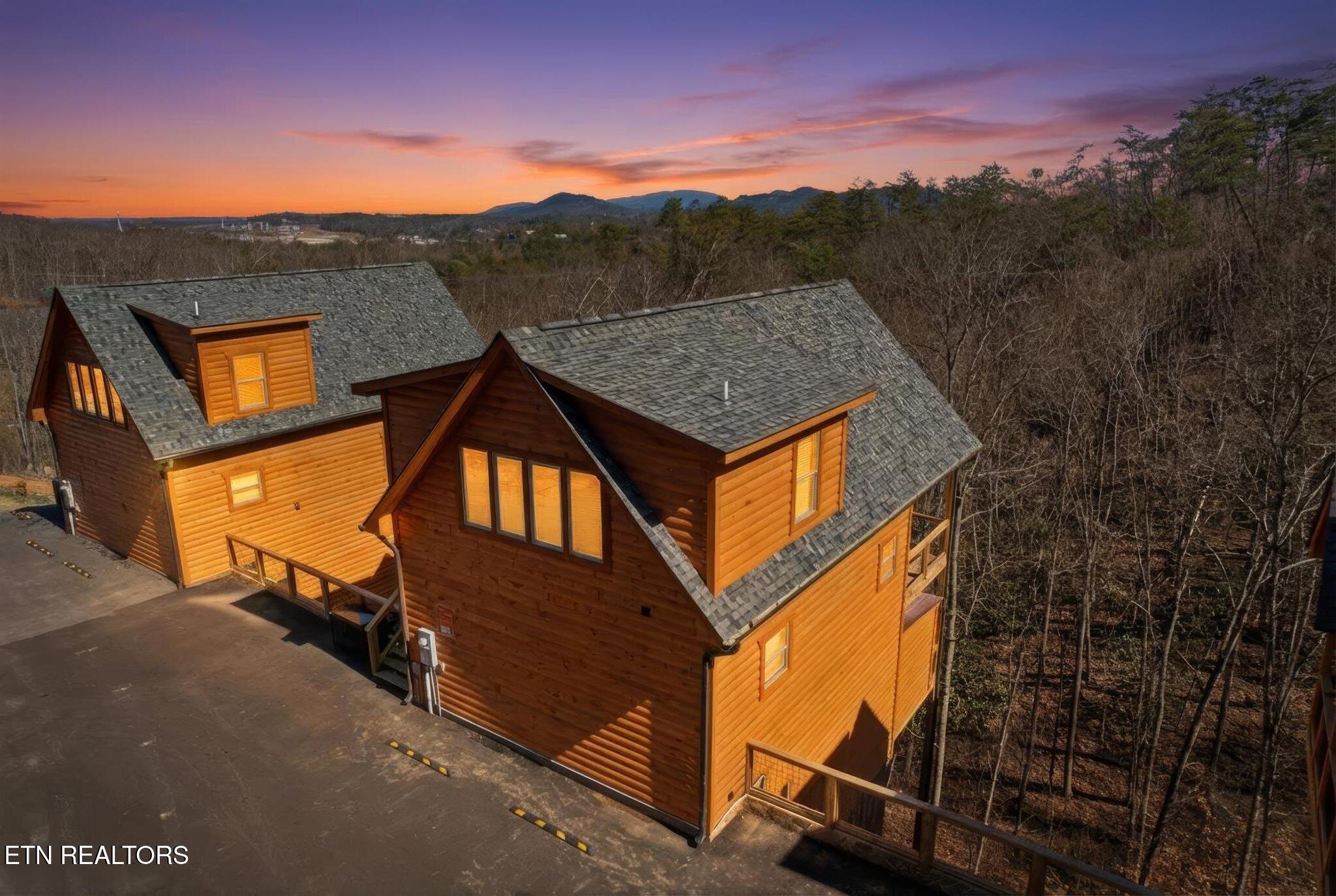 939 Pine Valley Way Sevierville TN 37862