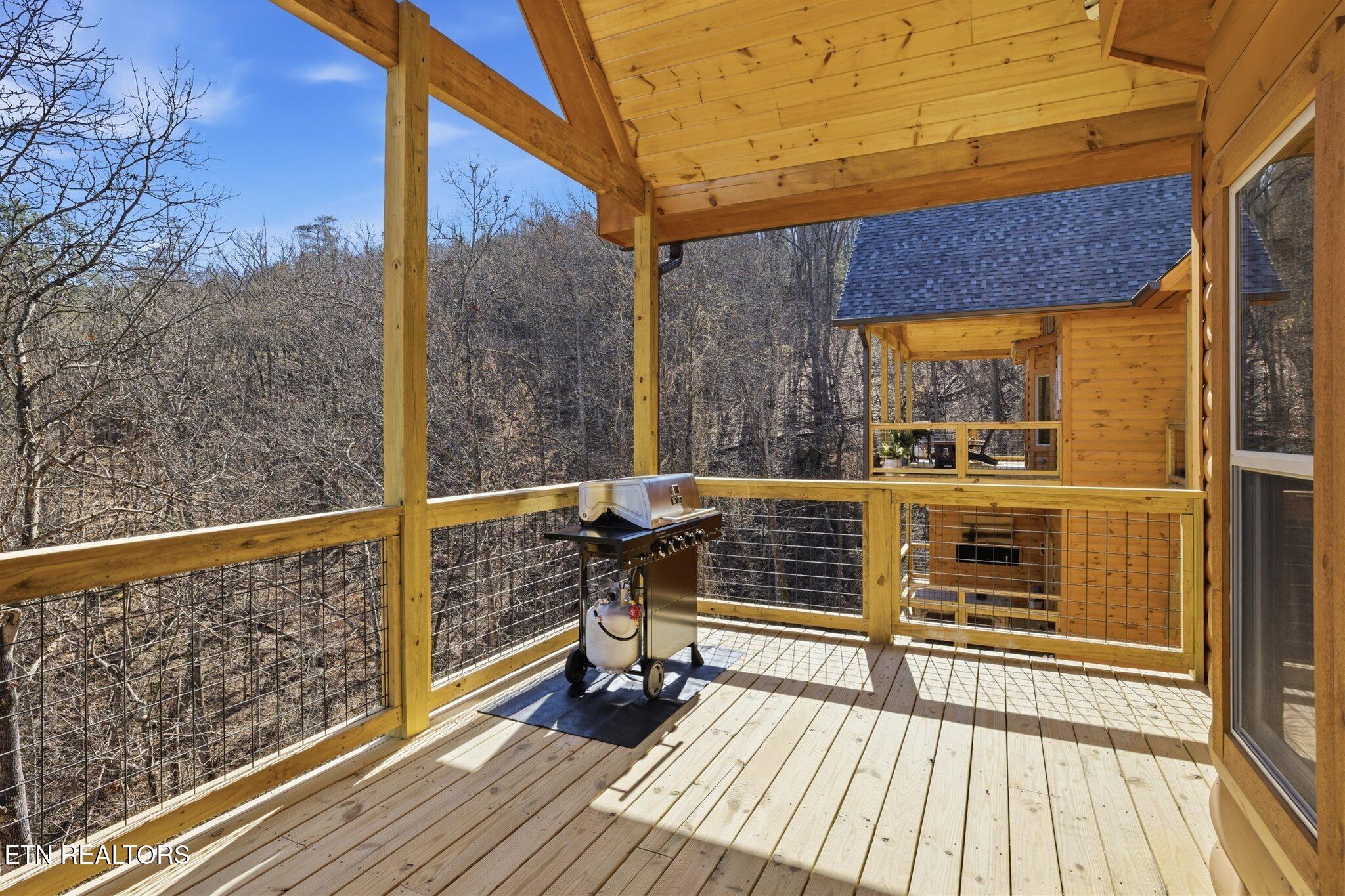 939 Pine Valley Way Sevierville TN 37862