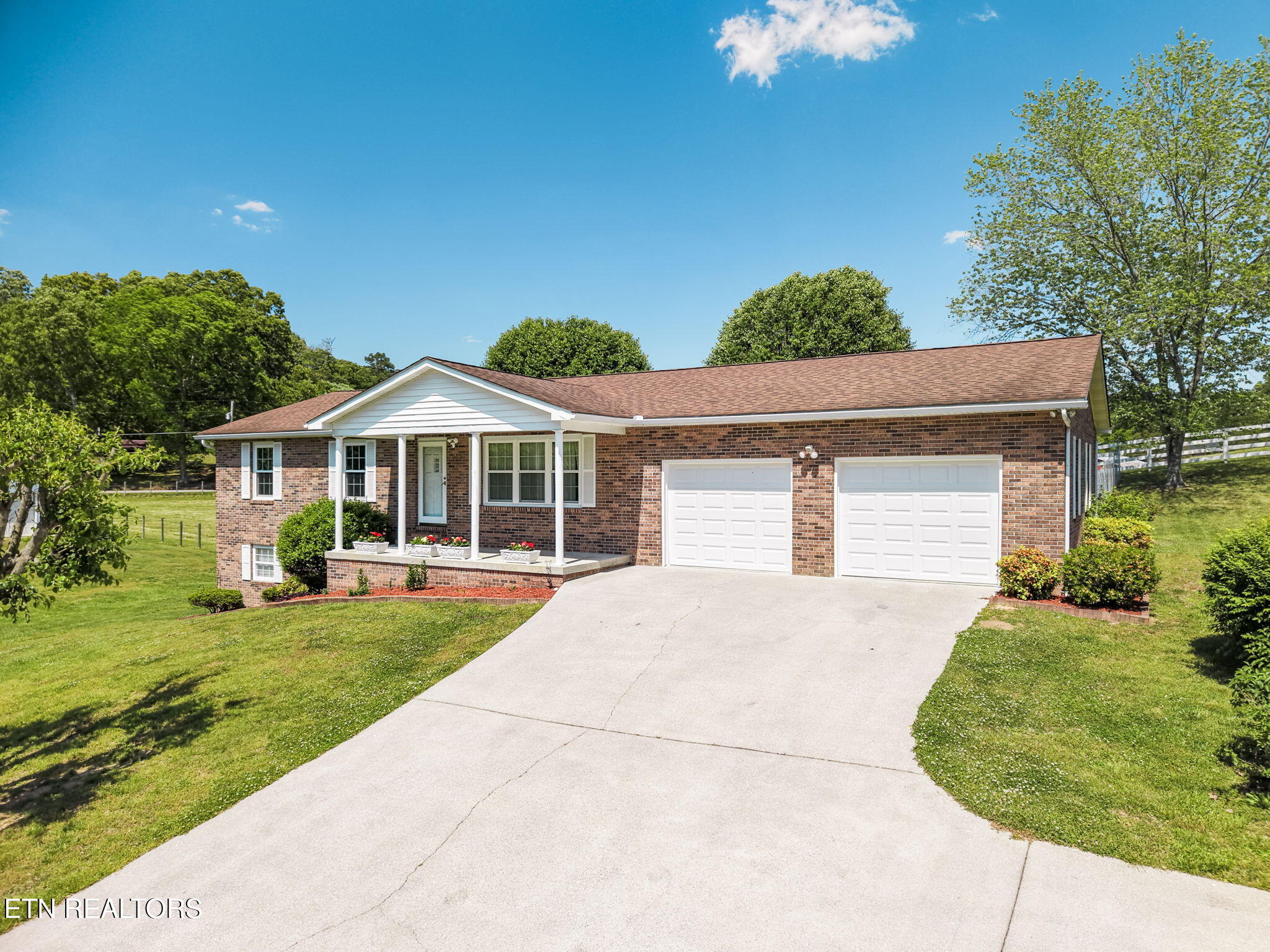 415 Lawnville Road Kingston TN 37763