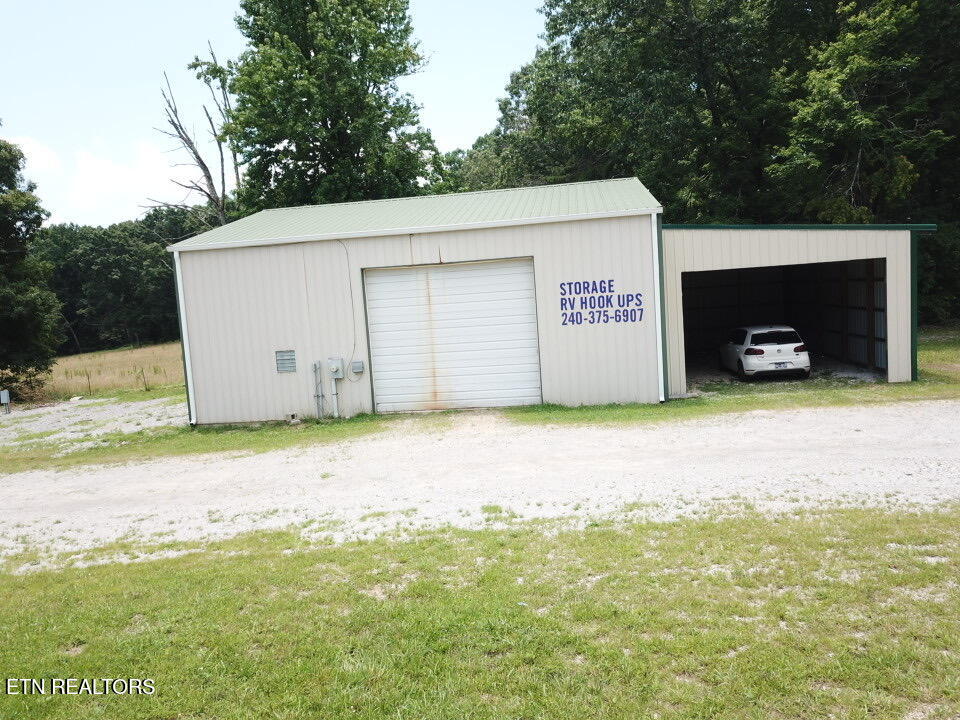6845 Wassom Memorial Highway Grandview TN 37337