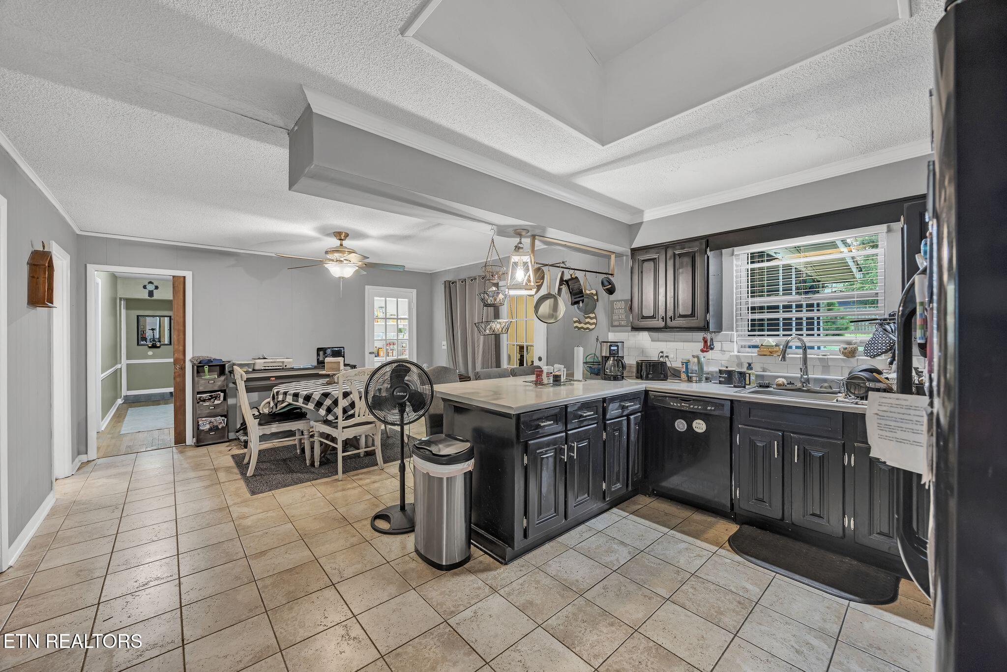 2143 S Shore Acres Road Soddy-daisy TN 37379