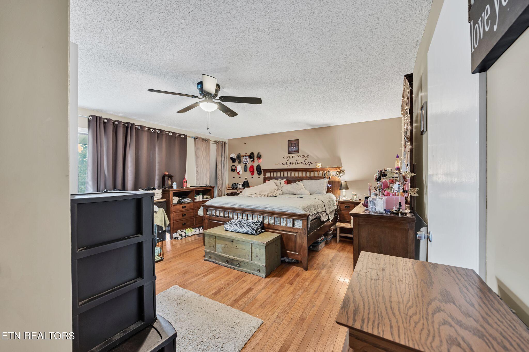 2143 S Shore Acres Road Soddy-daisy TN 37379