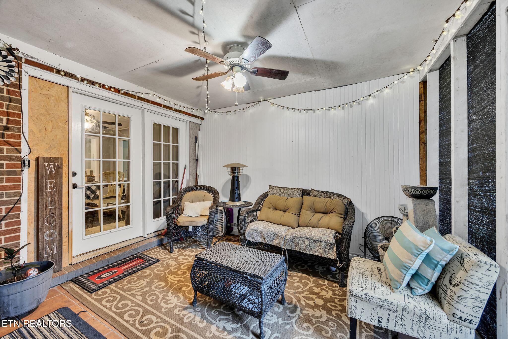 2143 S Shore Acres Road Soddy-daisy TN 37379