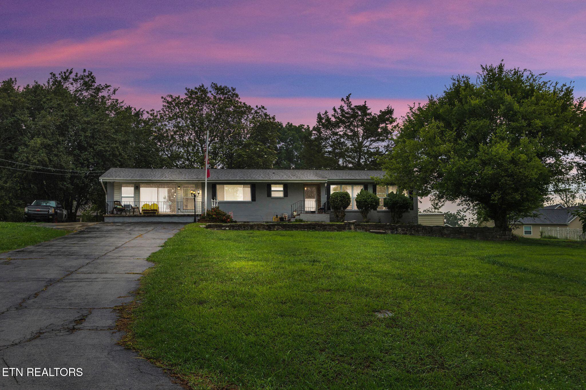 2143 S Shore Acres Road Soddy-daisy TN 37379