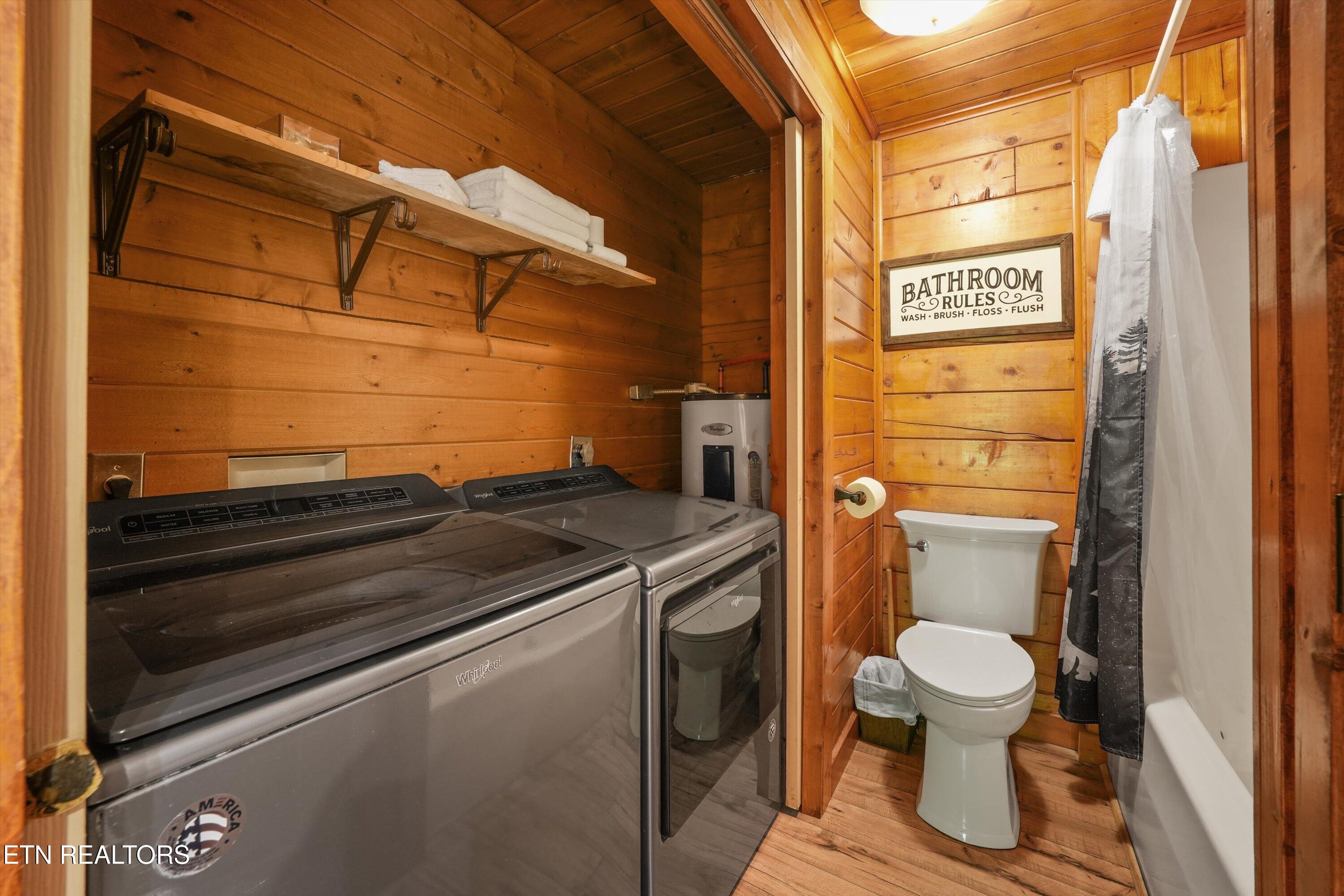 716 Country Oaks Drive Pigeon Forge TN 37863