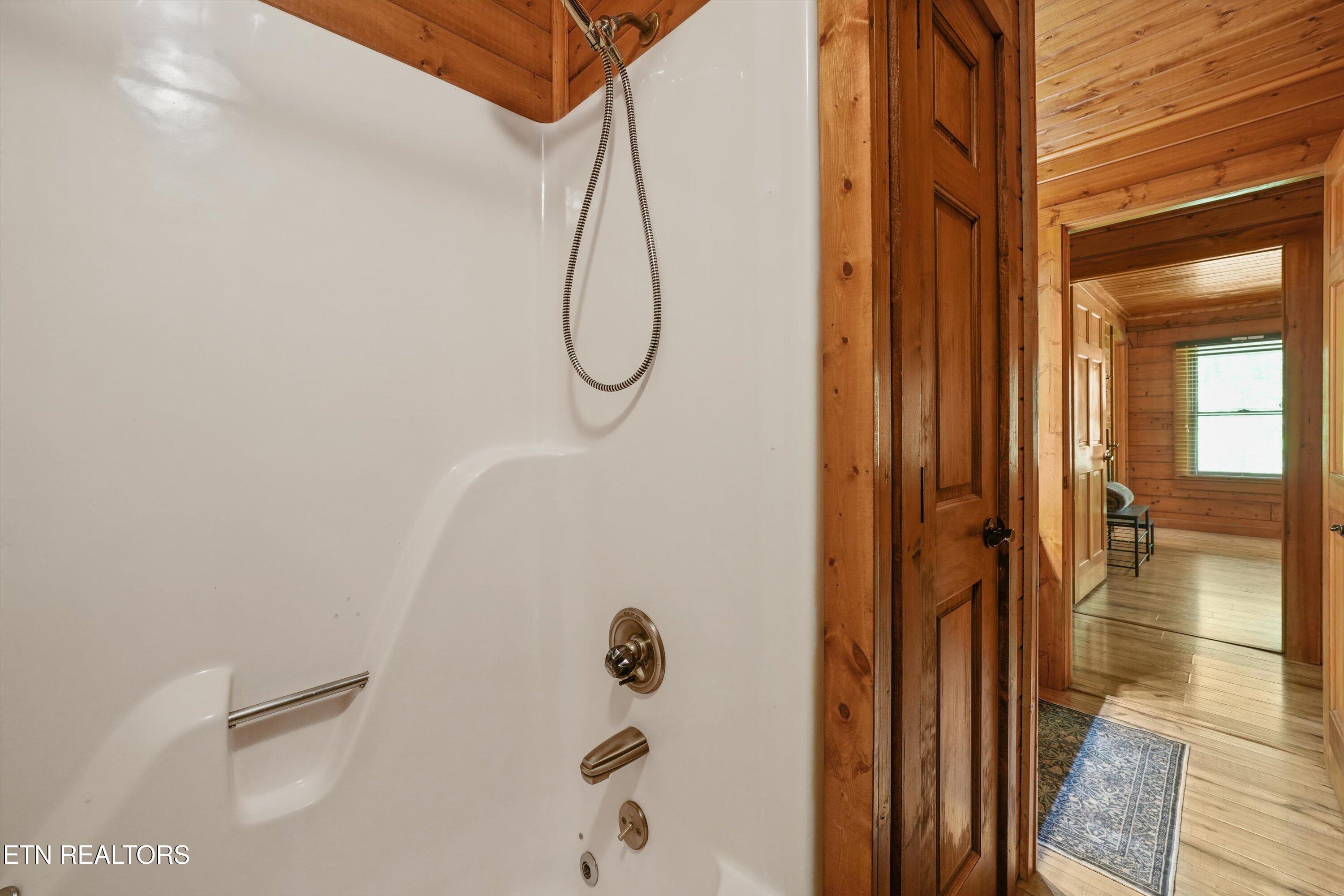 716 Country Oaks Drive Pigeon Forge TN 37863