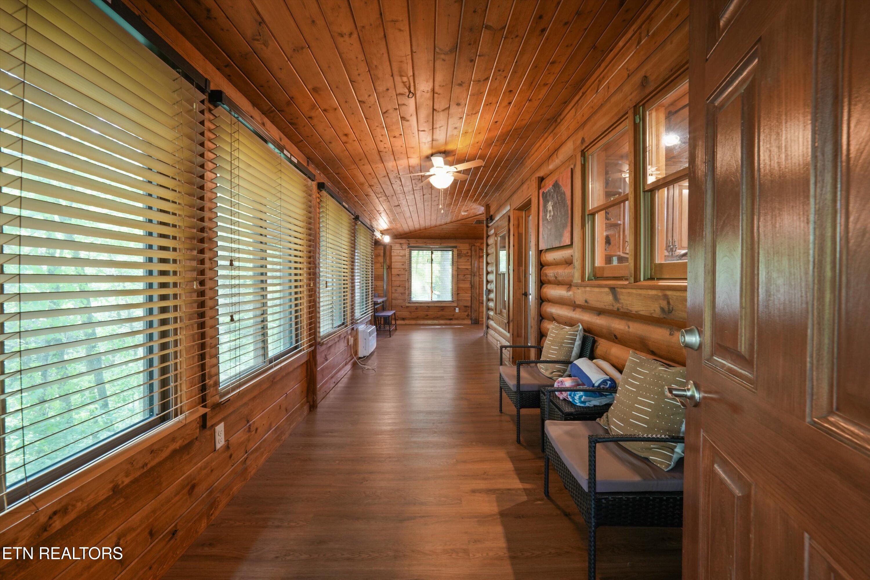 716 Country Oaks Drive Pigeon Forge TN 37863
