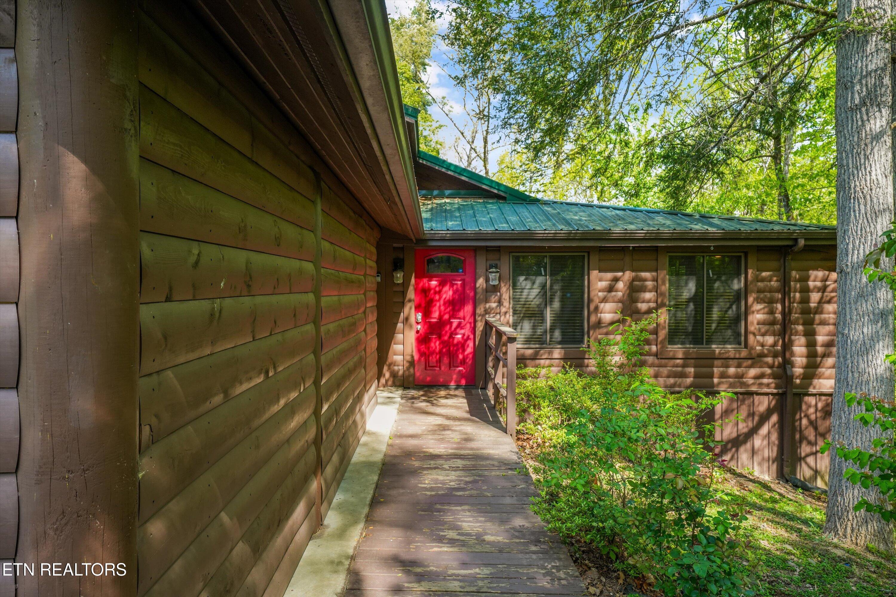 716 Country Oaks Drive Pigeon Forge TN 37863