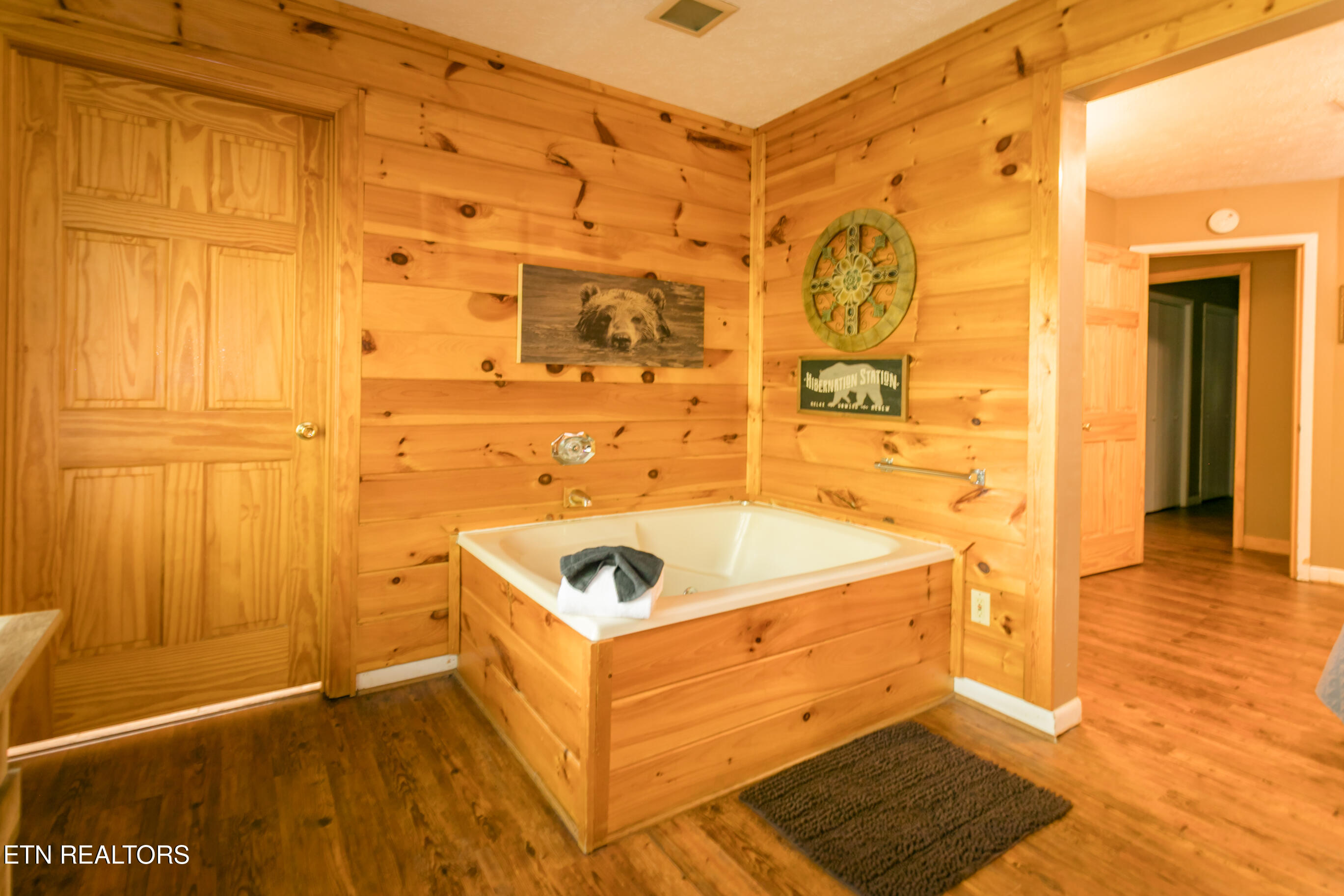 853 Lloyd Huskey Road Pigeon Forge TN 37863
