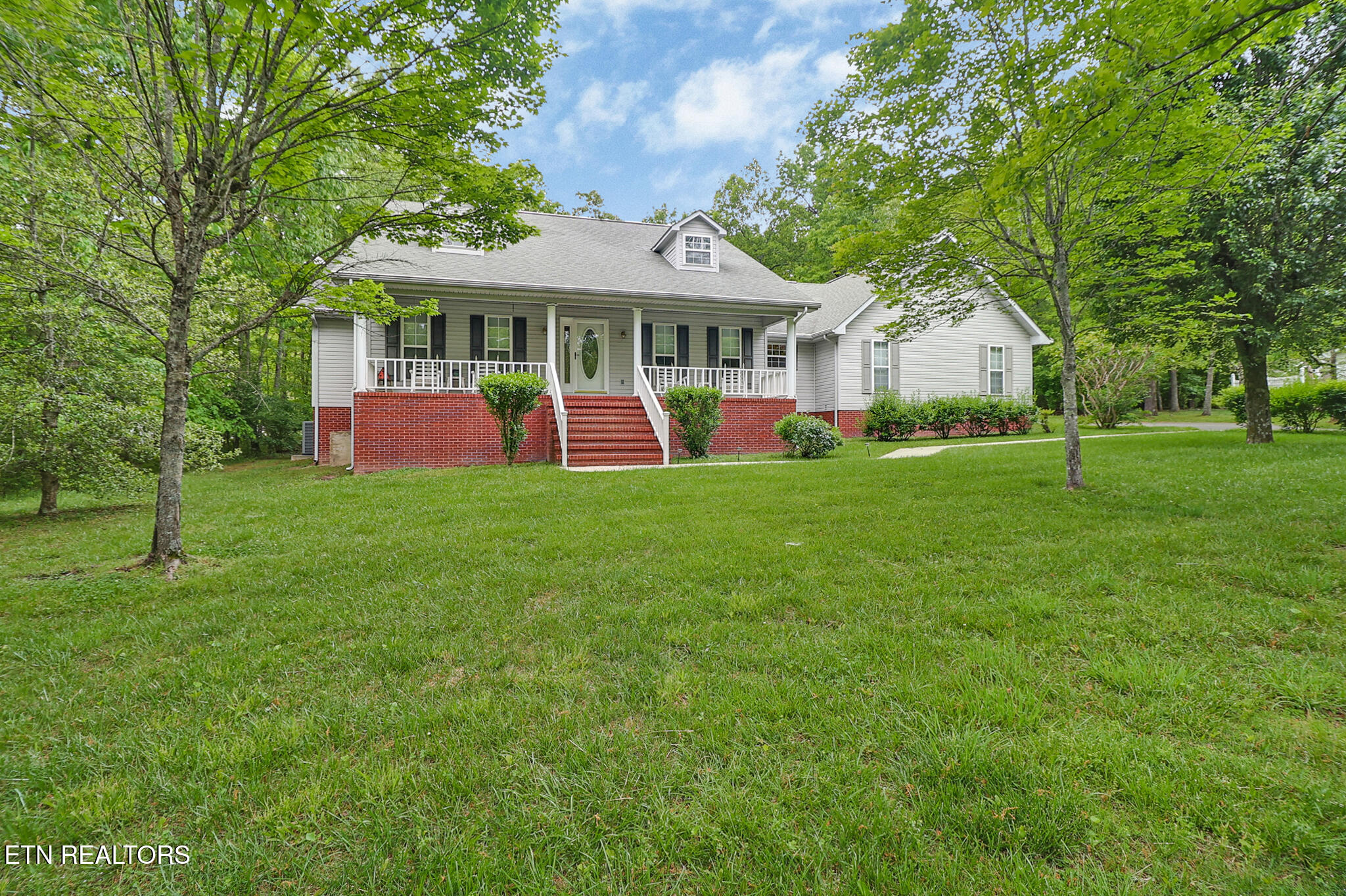 121 Laurelwood Lane Crossville TN 38555