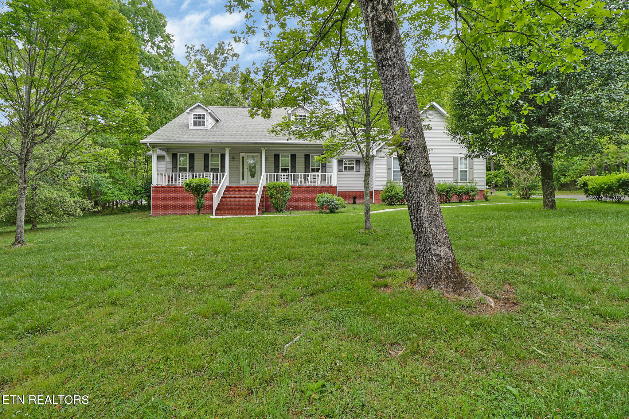 121 Laurelwood Lane Crossville TN 38555