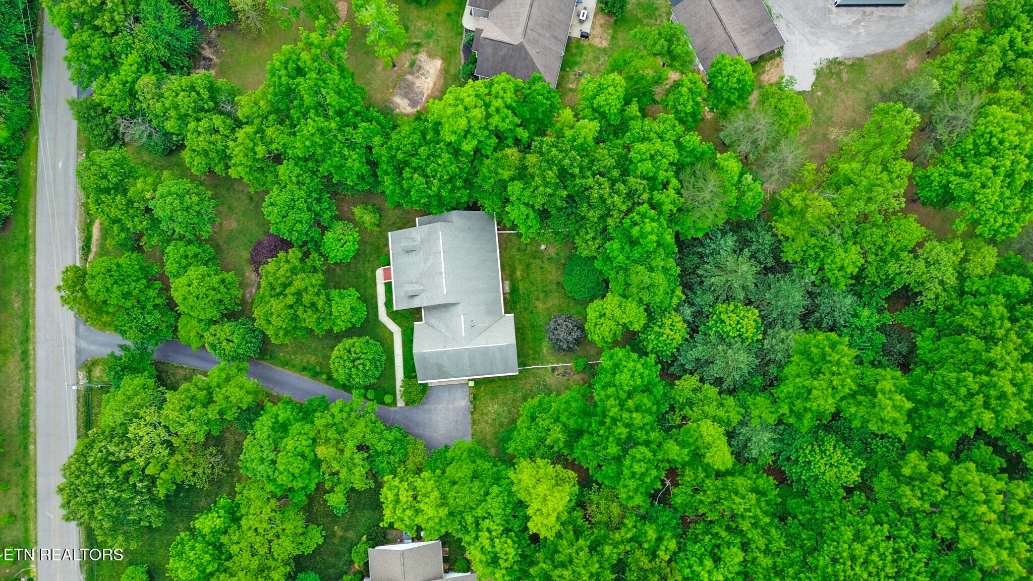 121 Laurelwood Lane Crossville TN 38555
