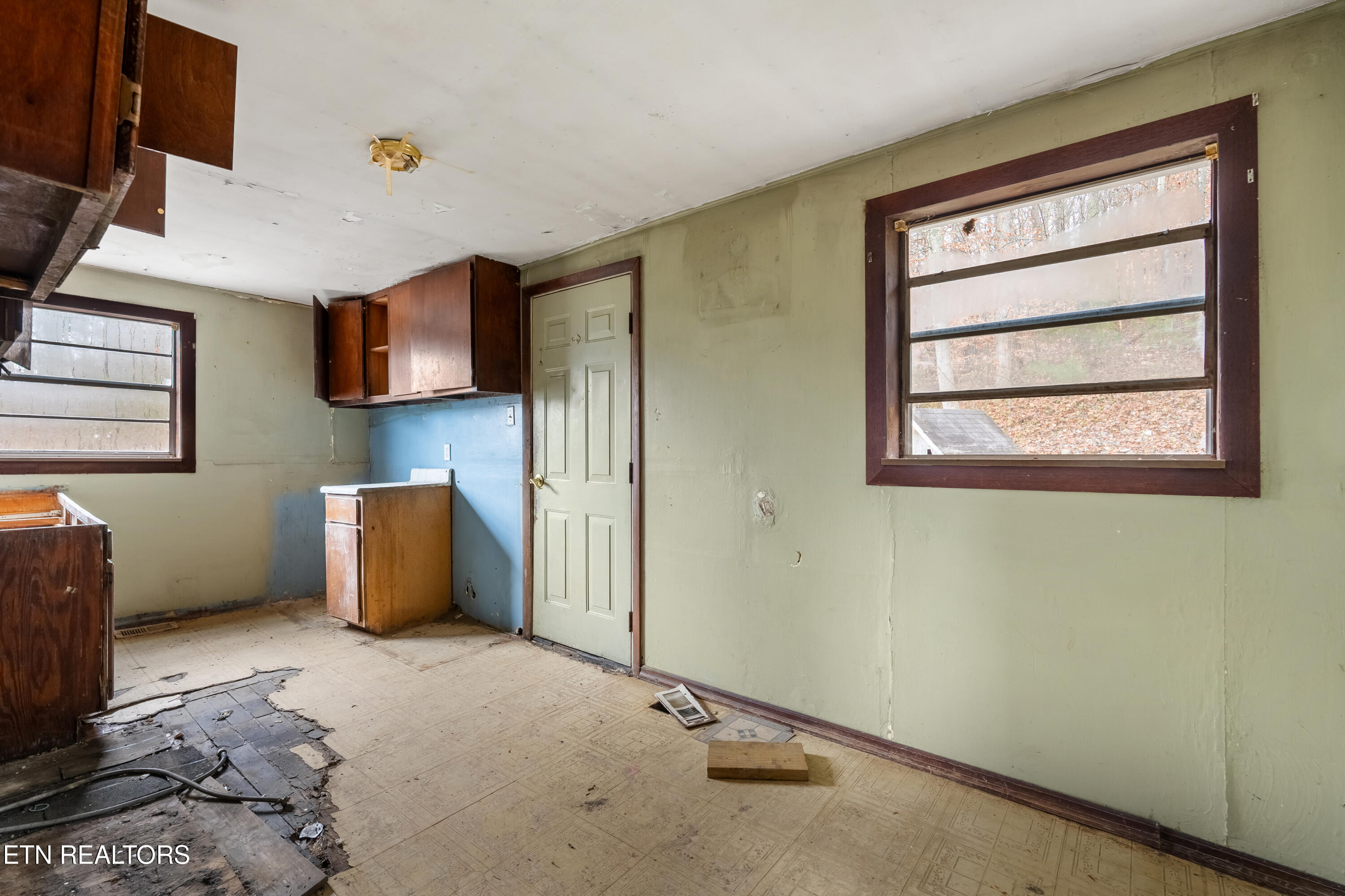 470 Riden Road Greenback TN 37742