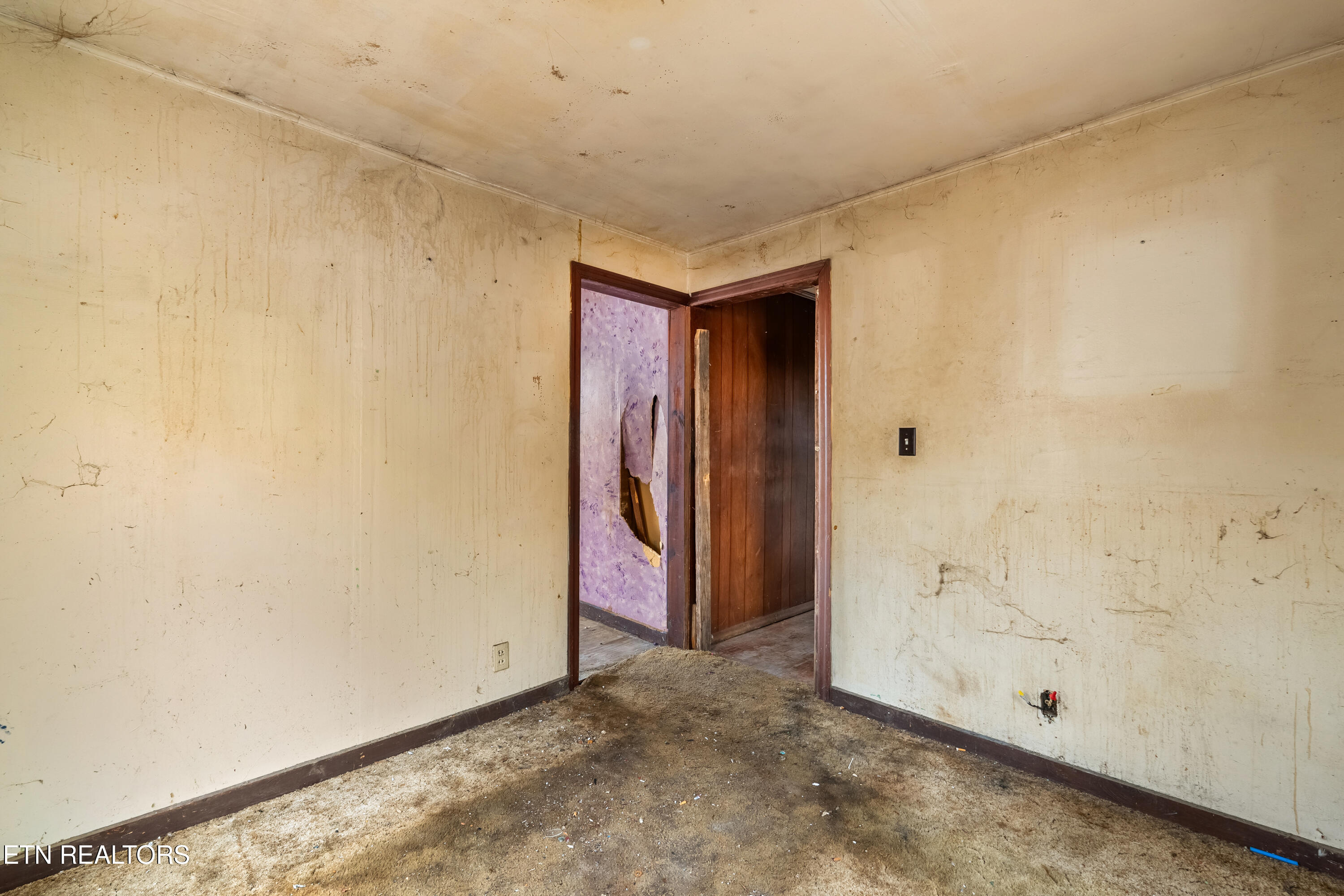 470 Riden Road Greenback TN 37742