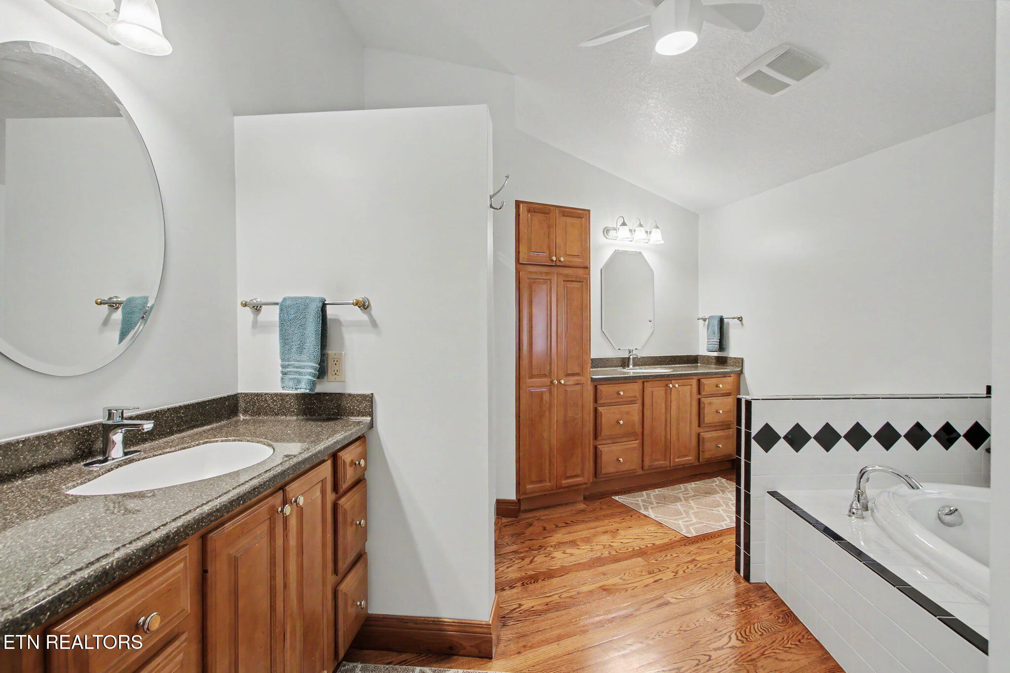 563 Norris Shores Drive Sharps Chapel TN 37866