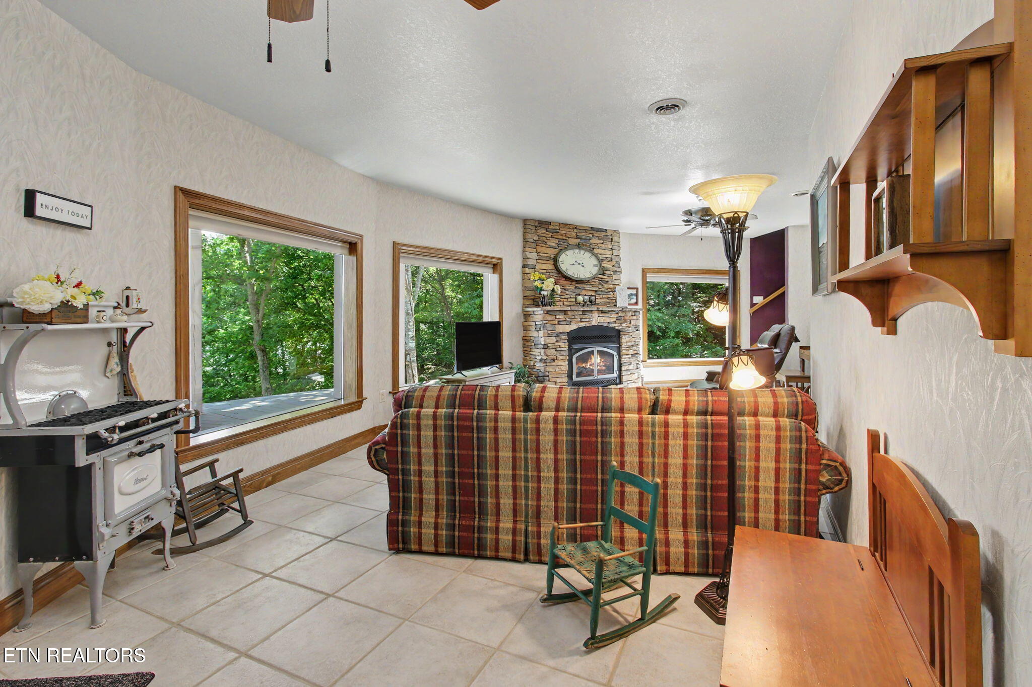 563 Norris Shores Drive Sharps Chapel TN 37866