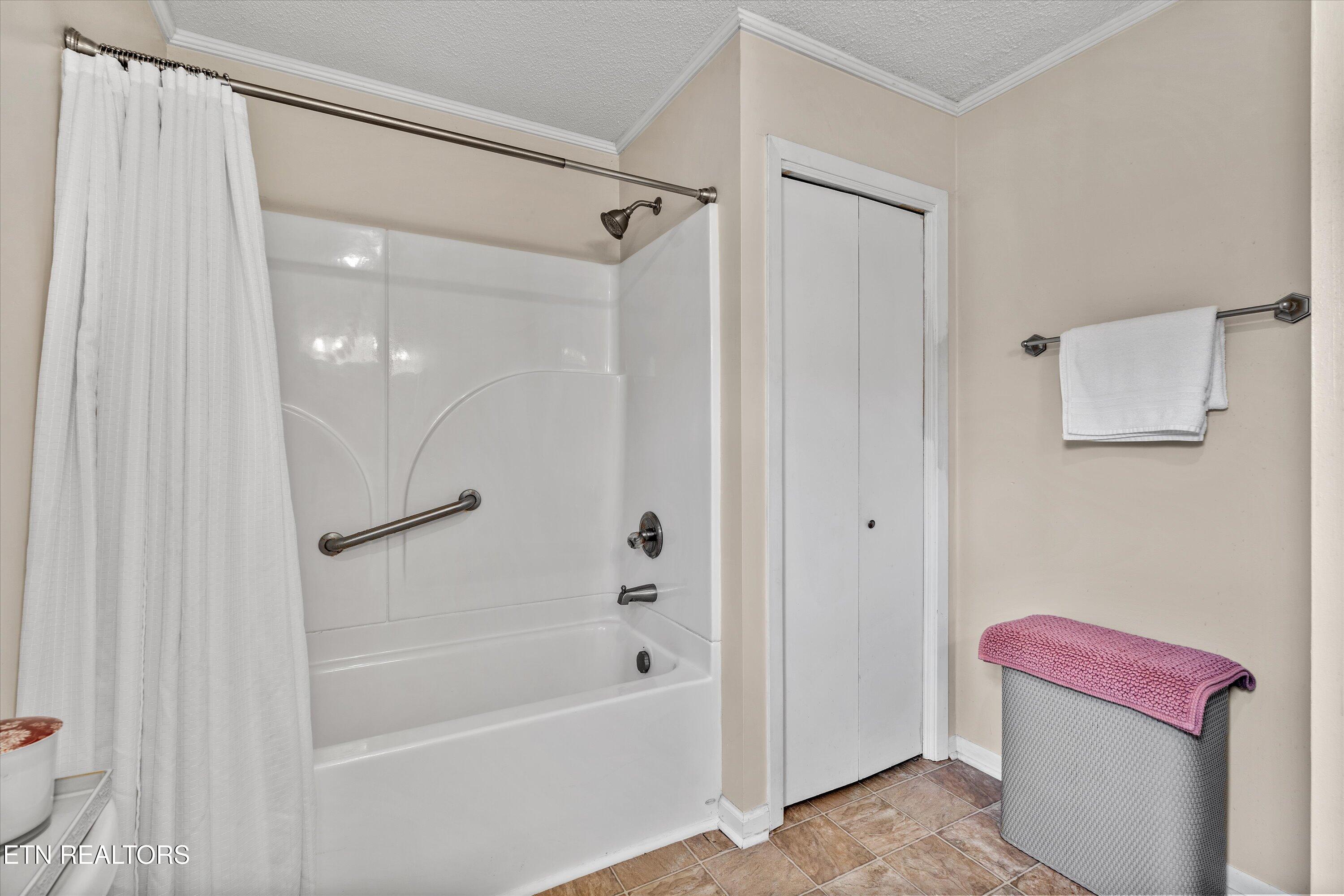 6304 New Hope Road Sweetwater TN 37874