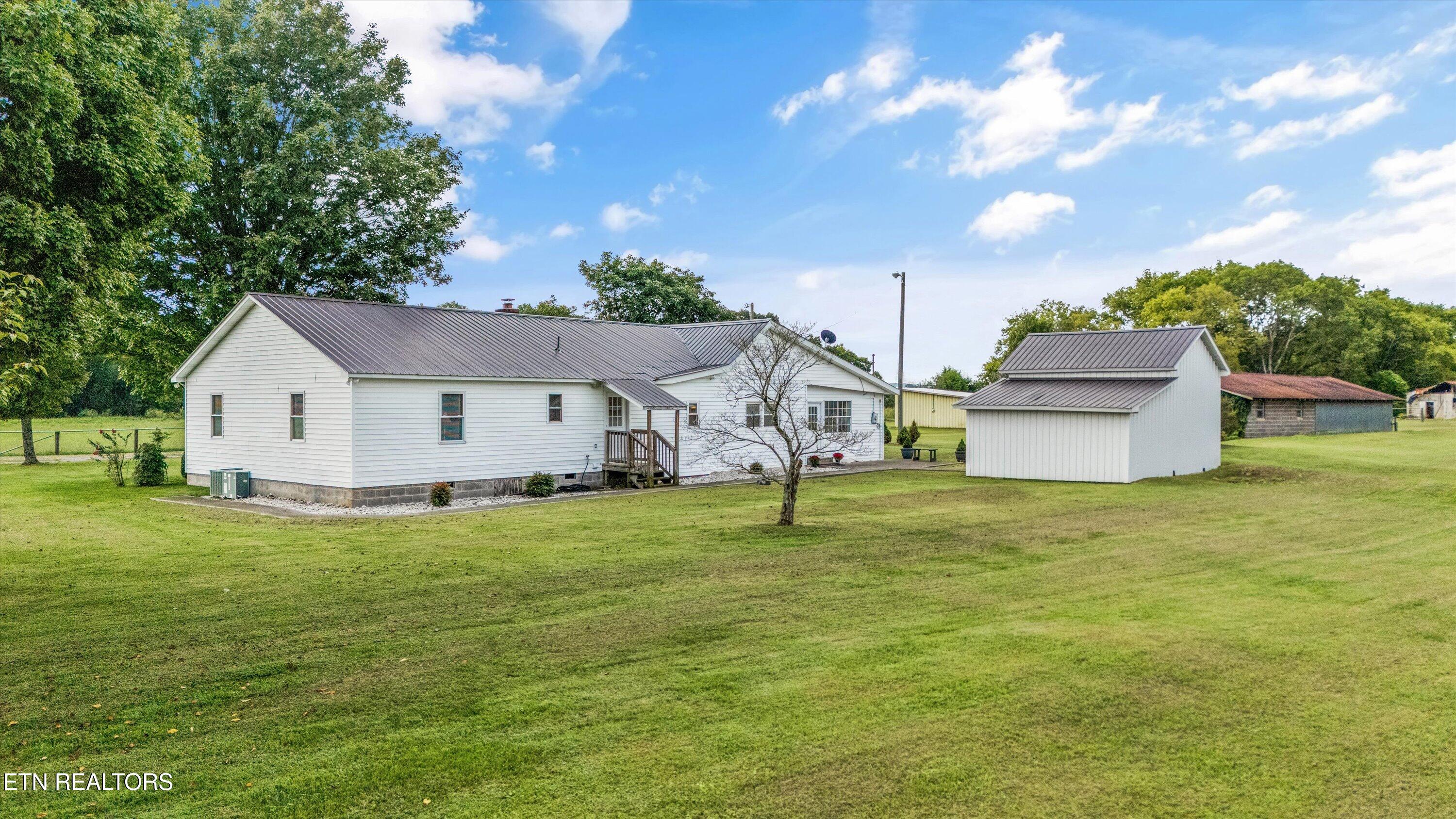 6304 New Hope Road Sweetwater TN 37874