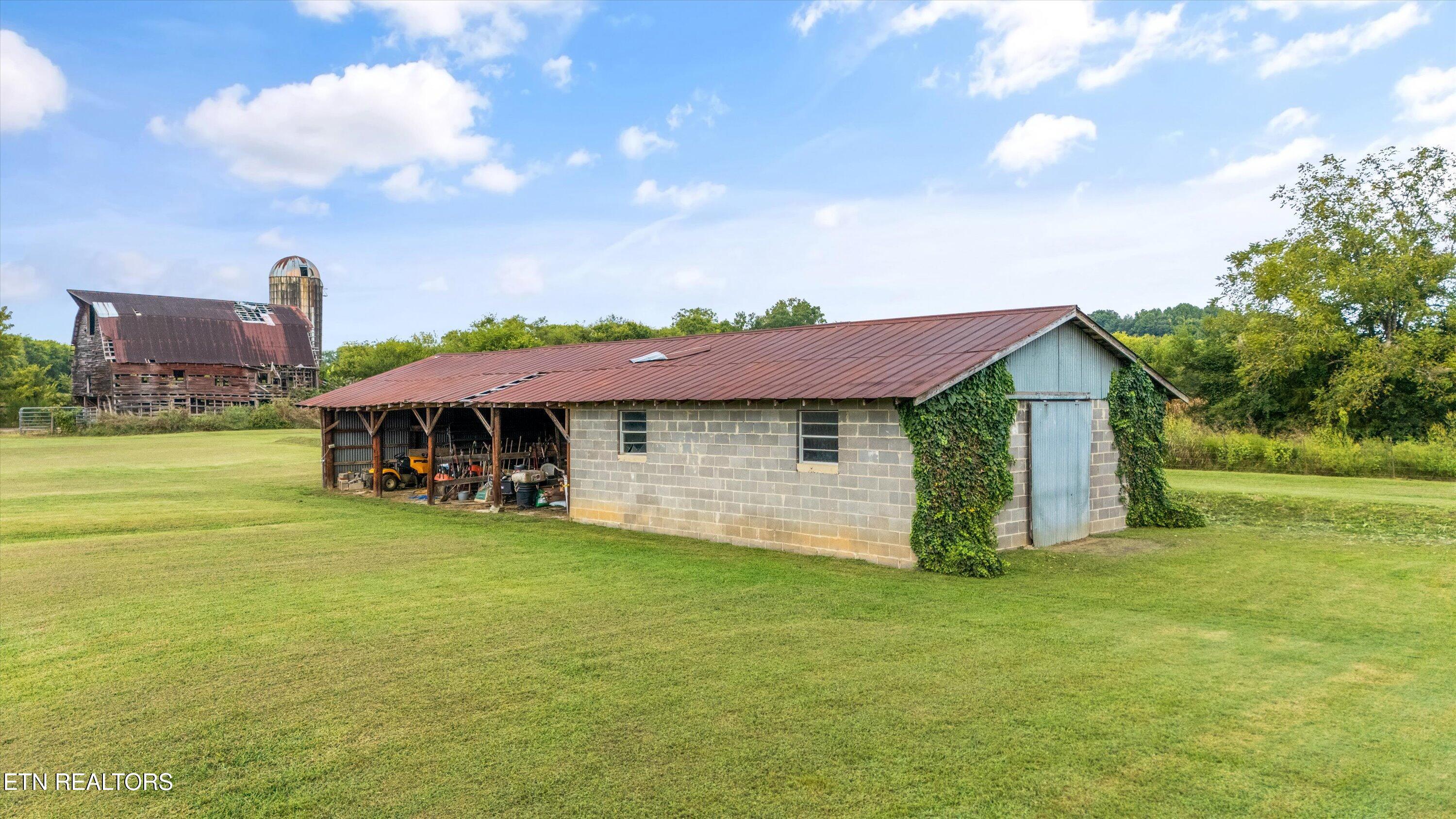 6304 New Hope Road Sweetwater TN 37874