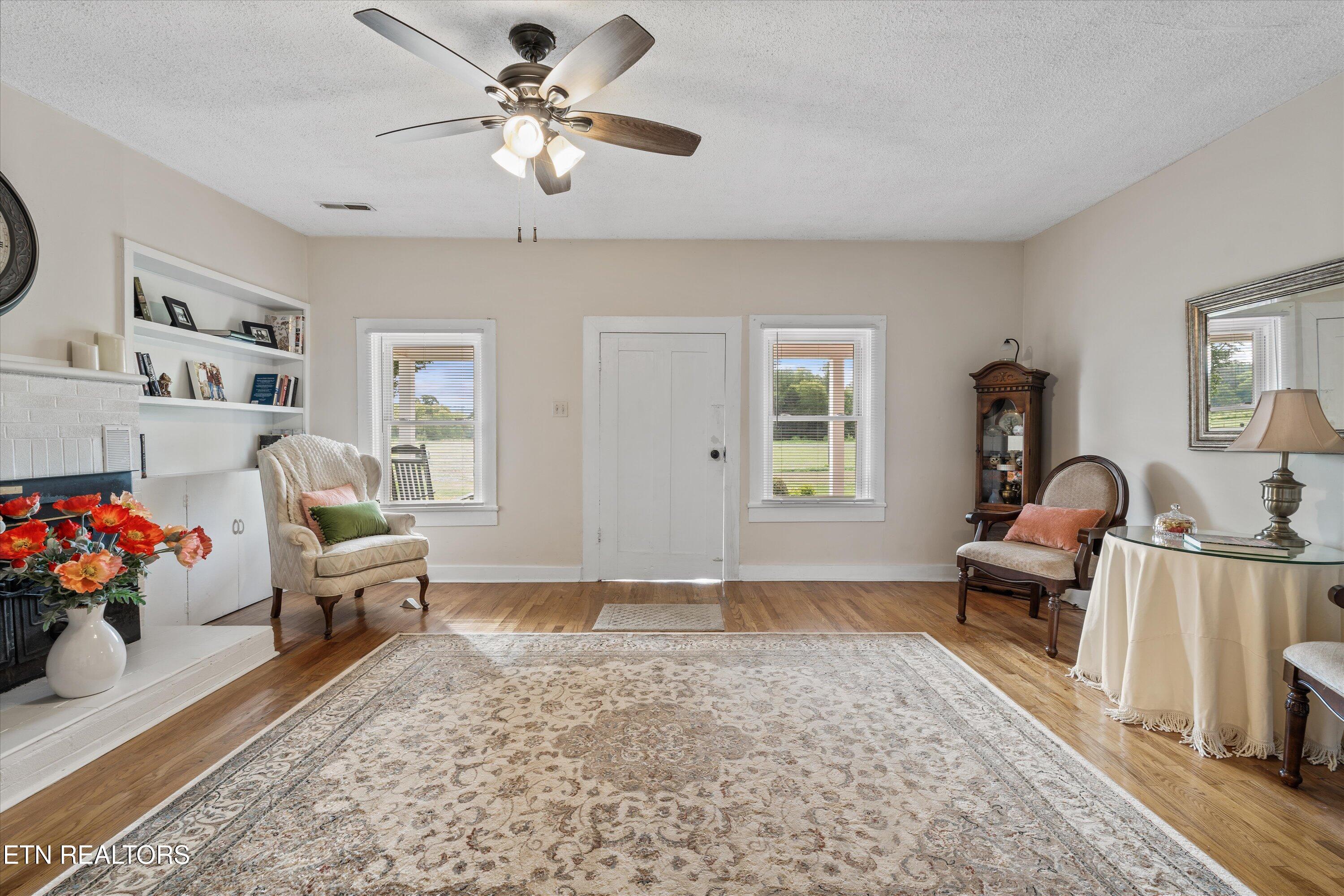 6304 New Hope Road Sweetwater TN 37874