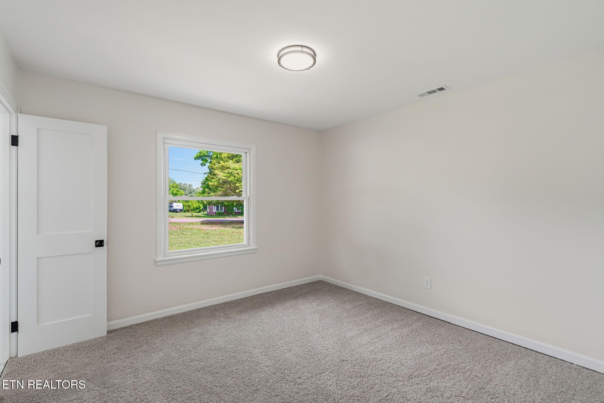 3109 Cross Valley Road Knoxville TN 37917