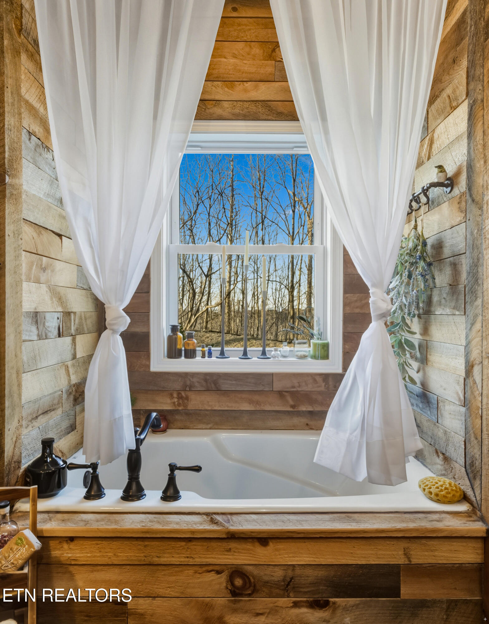 835 Perry Drive Gatlinburg TN 37738