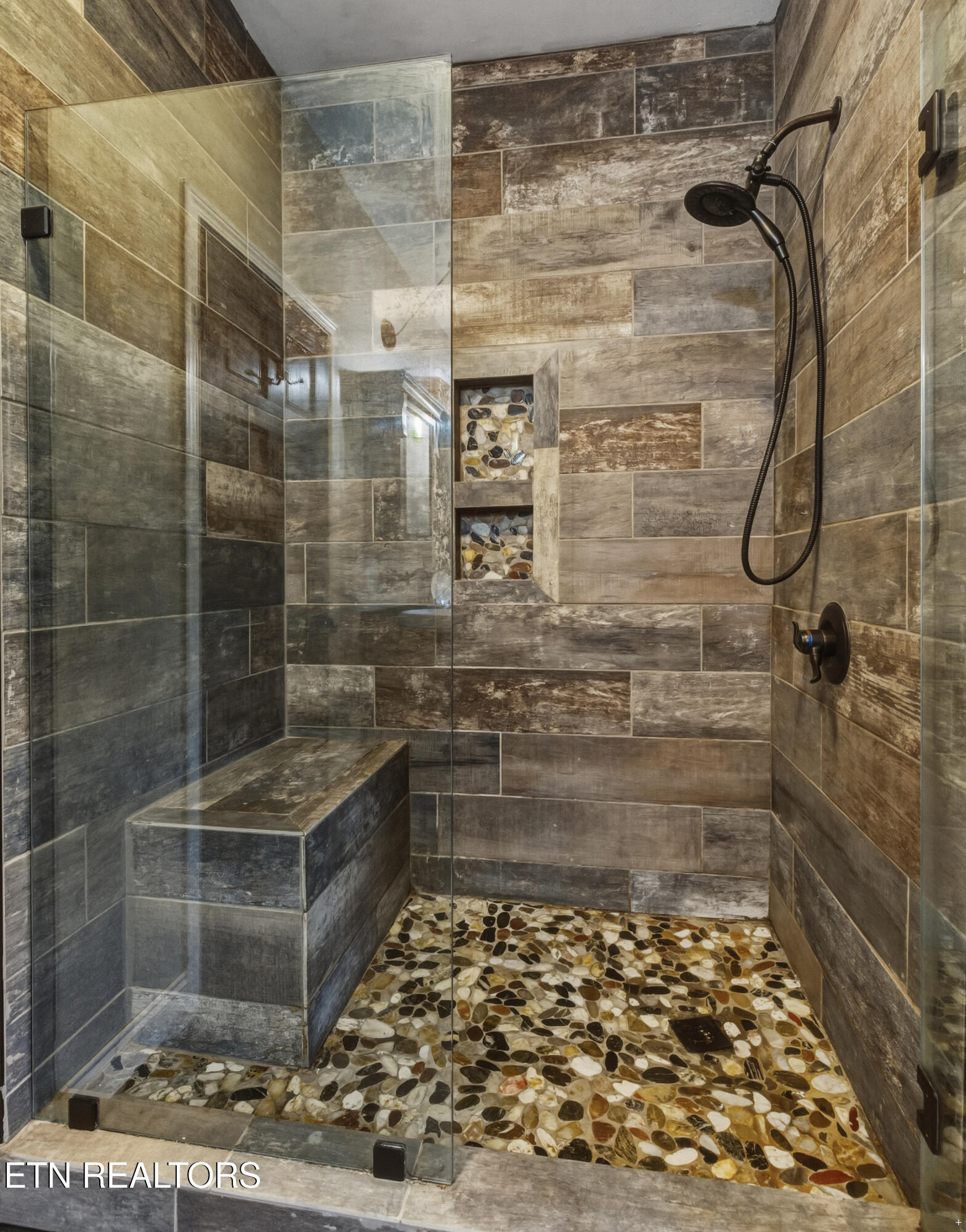 835 Perry Drive Gatlinburg TN 37738