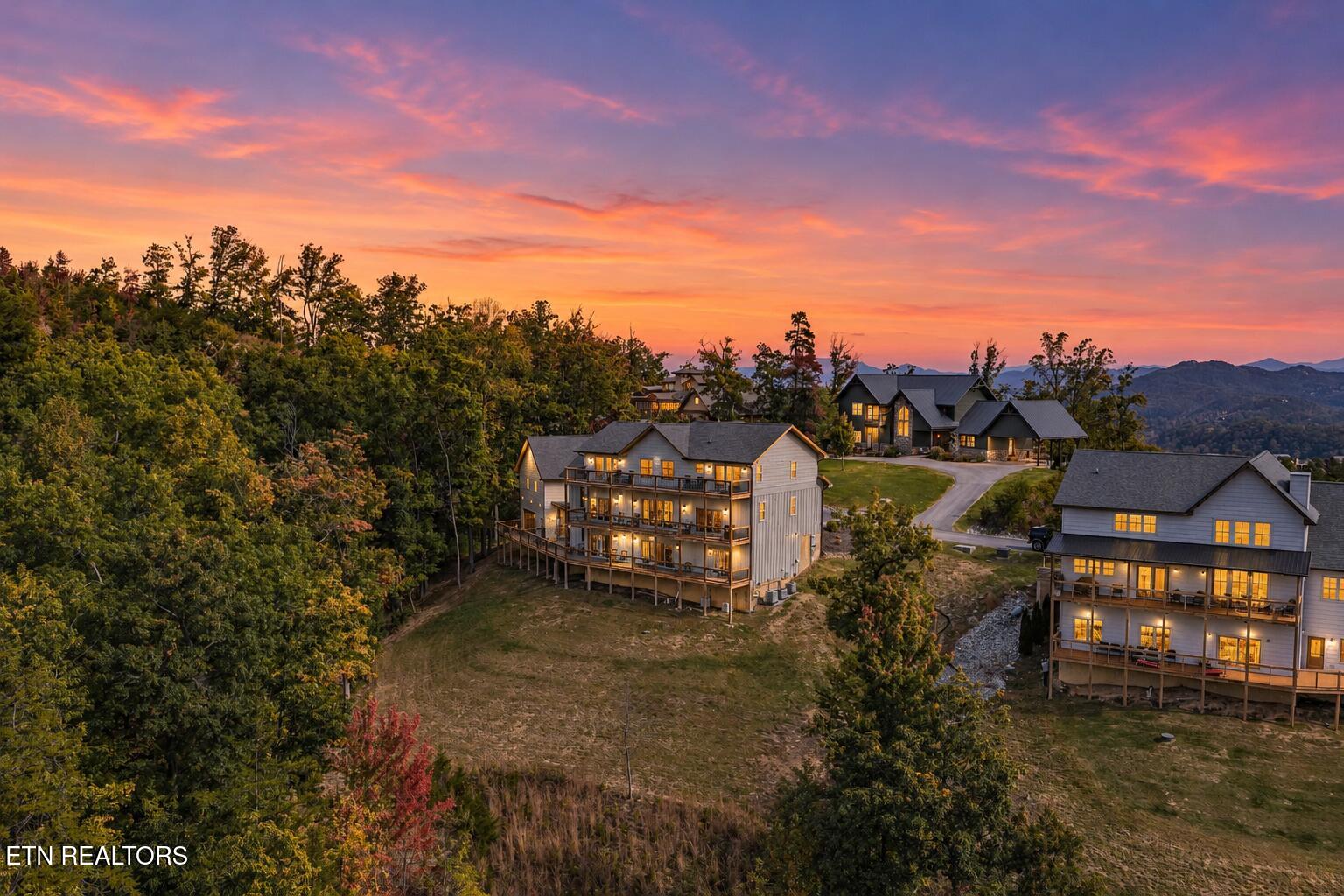 3128 Smoky Bluff Trail Sevierville TN 37862