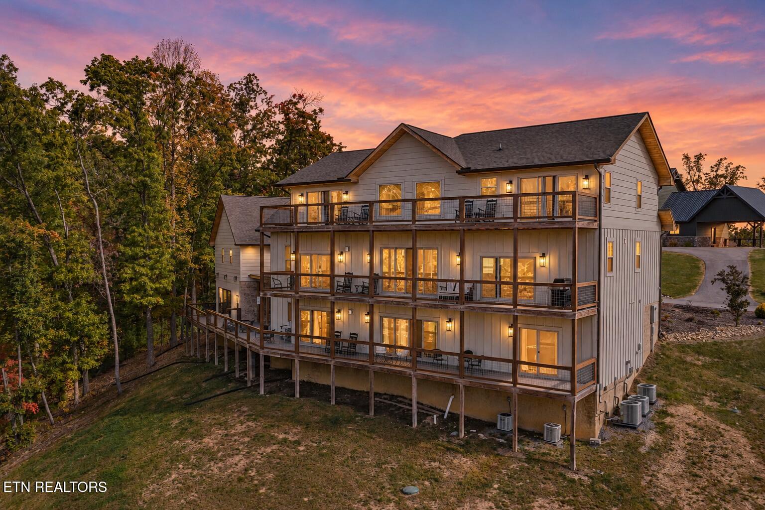 3128 Smoky Bluff Trail Sevierville TN 37862