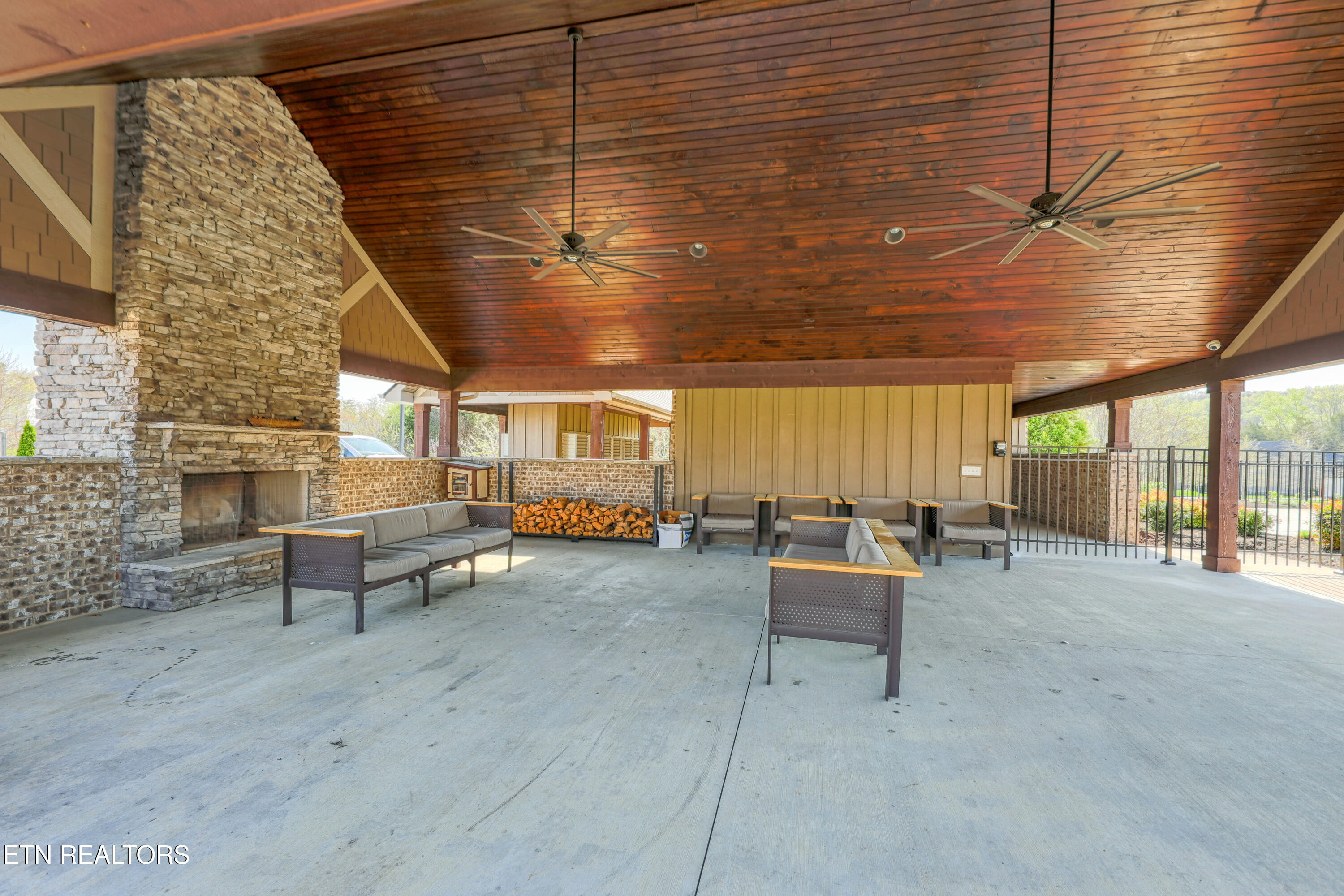 2510 Windjammer Lane Knoxville TN 37932
