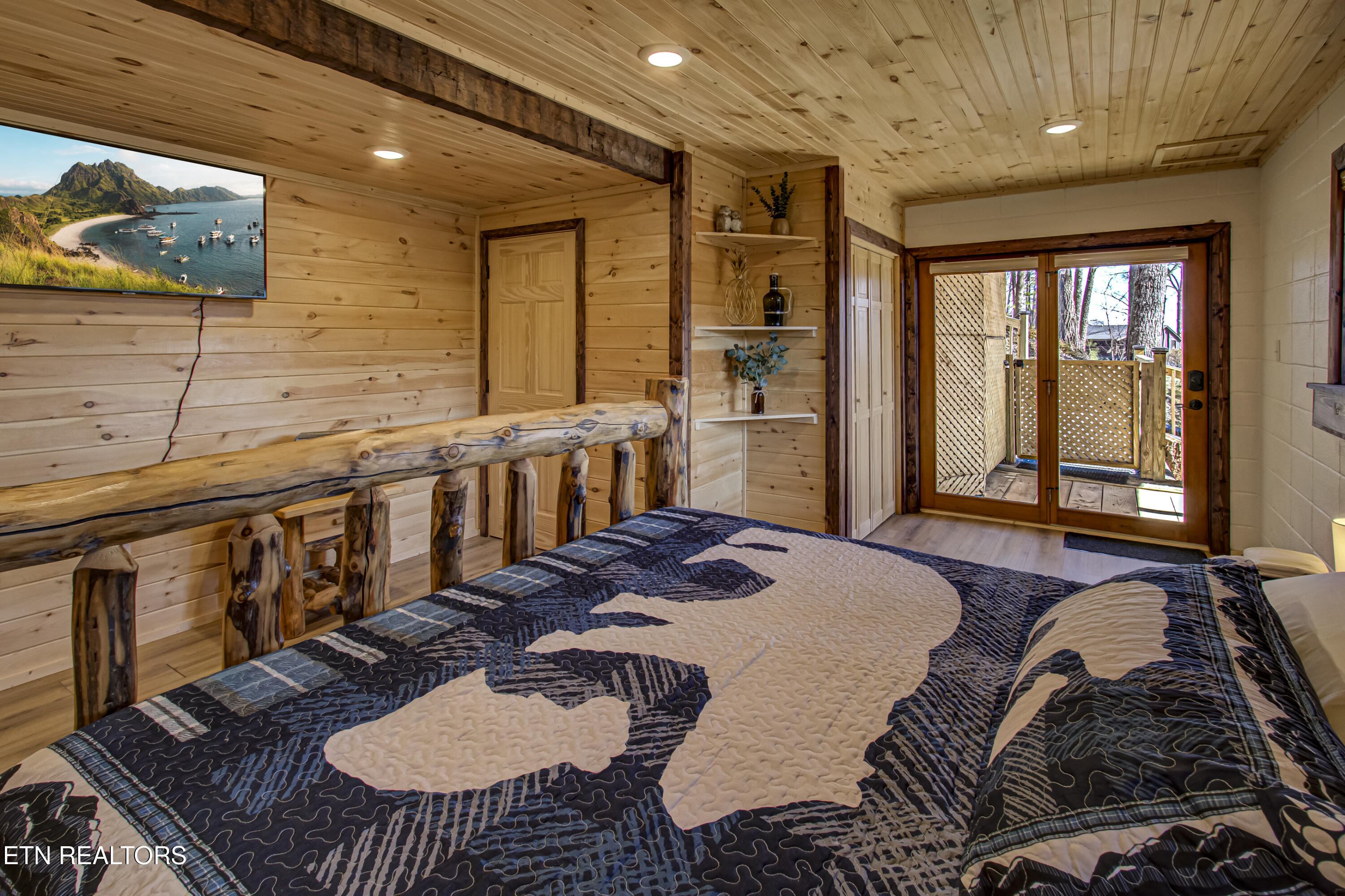 1125 Tanrac Trail Gatlinburg TN 37738